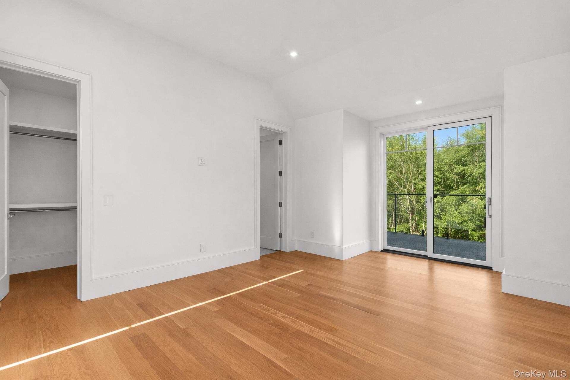 148 Middle Line Highway, Southampton, NY 11968