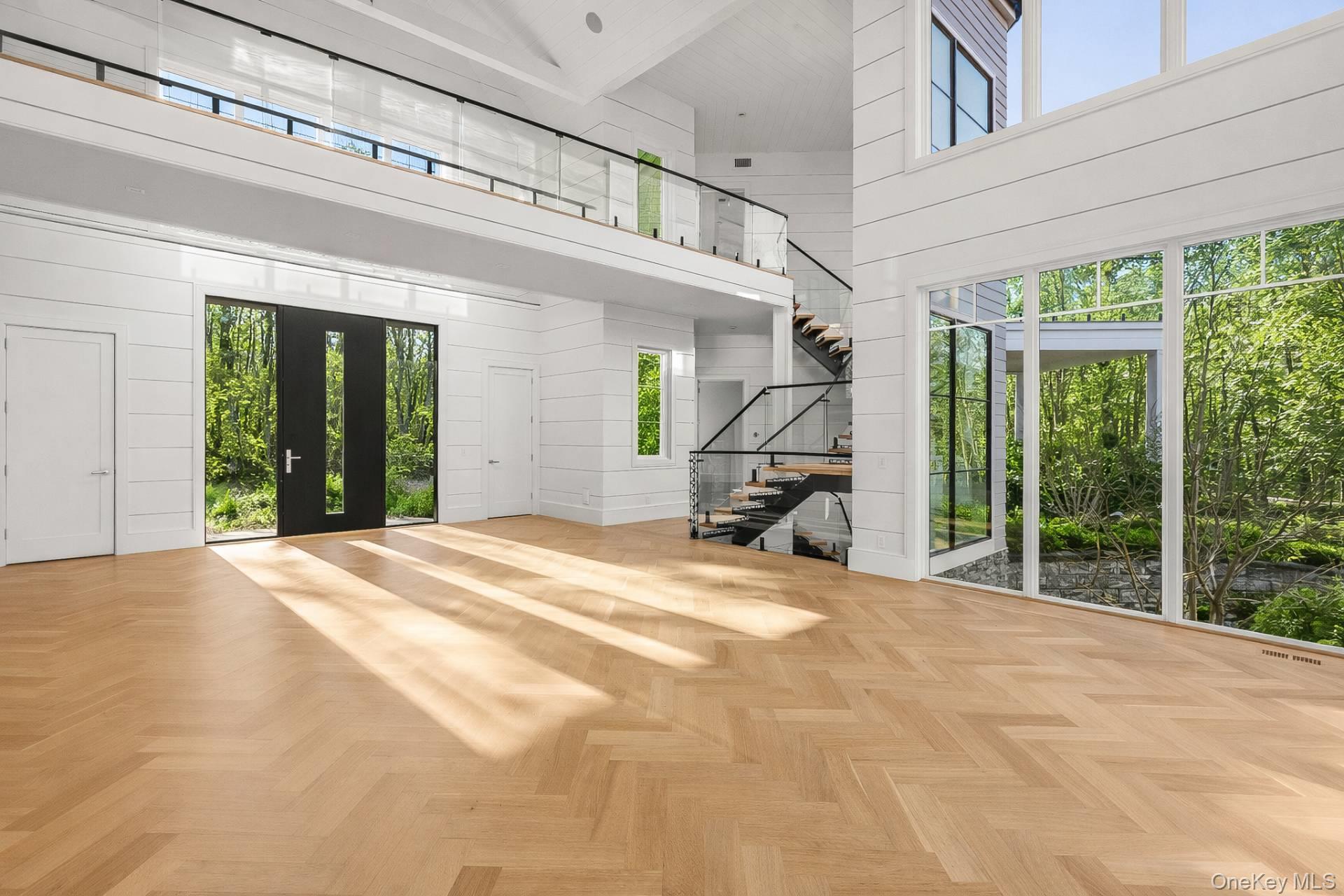 148 Middle Line Highway, Southampton, NY 11968