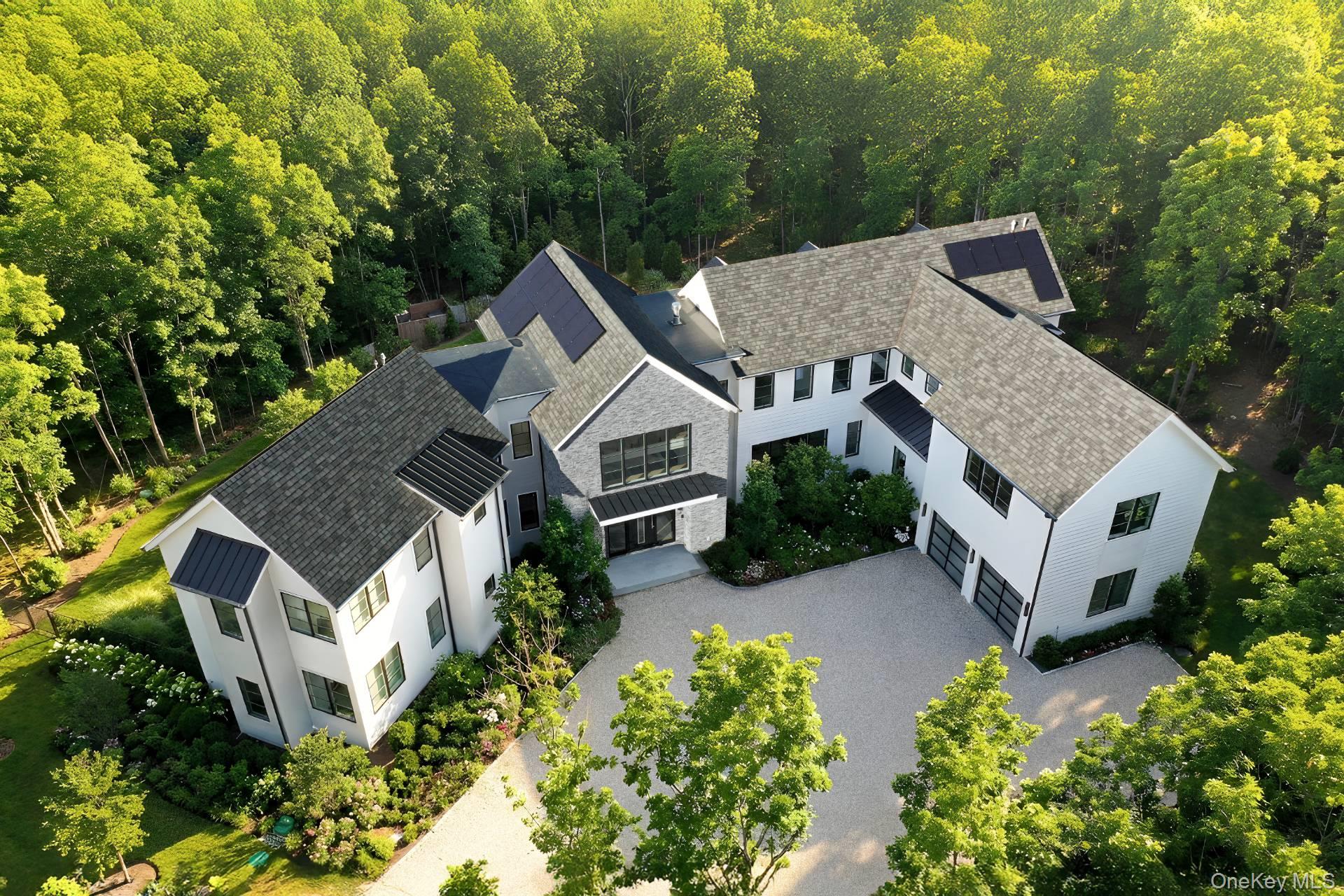 148 Middle Line Highway, Southampton, NY 11968