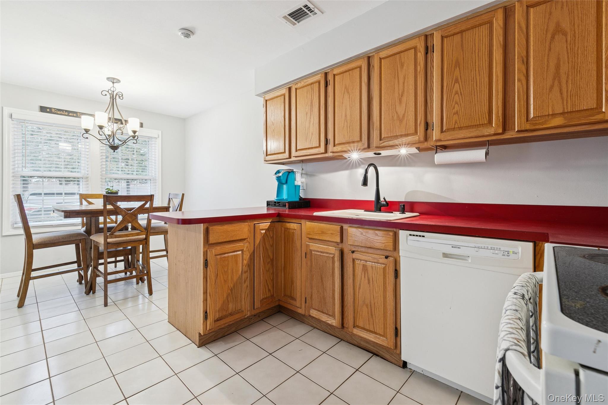 15 Gazebo Lane, Holtsville, NY 11742