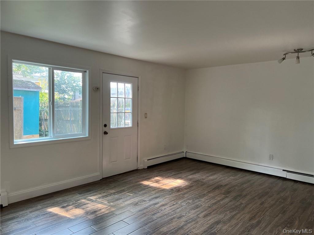 38 Hampton Court, Middletown, NY 10941