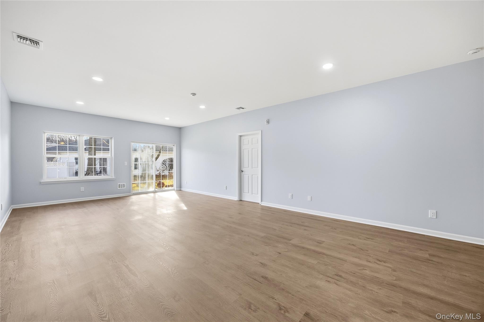 55 Oyster Cove Lane, Blue Point, NY 11715