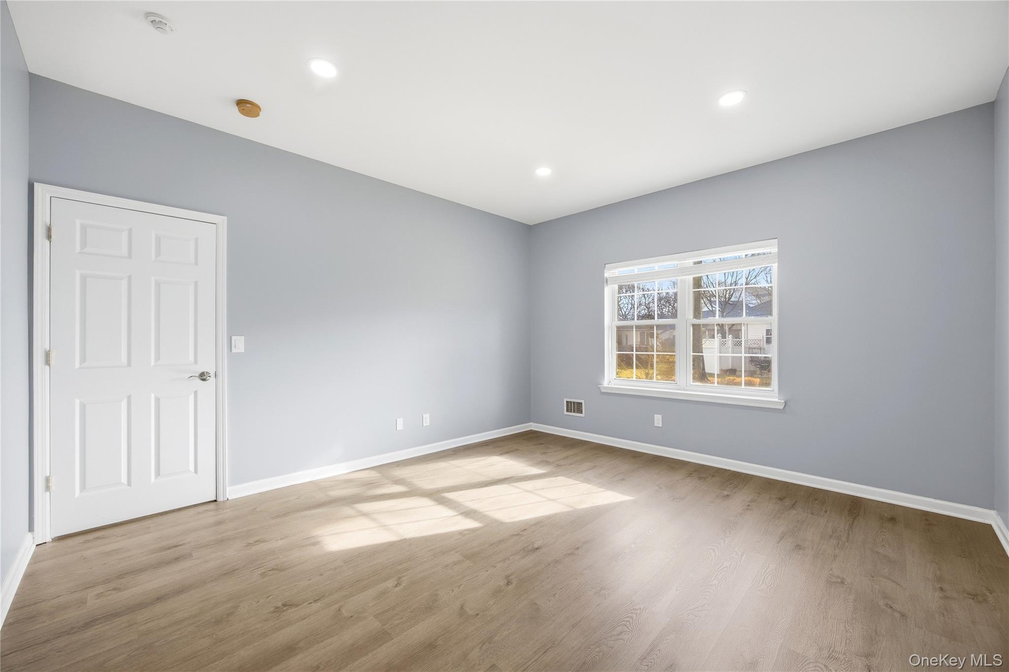 55 Oyster Cove Lane, Blue Point, NY 11715