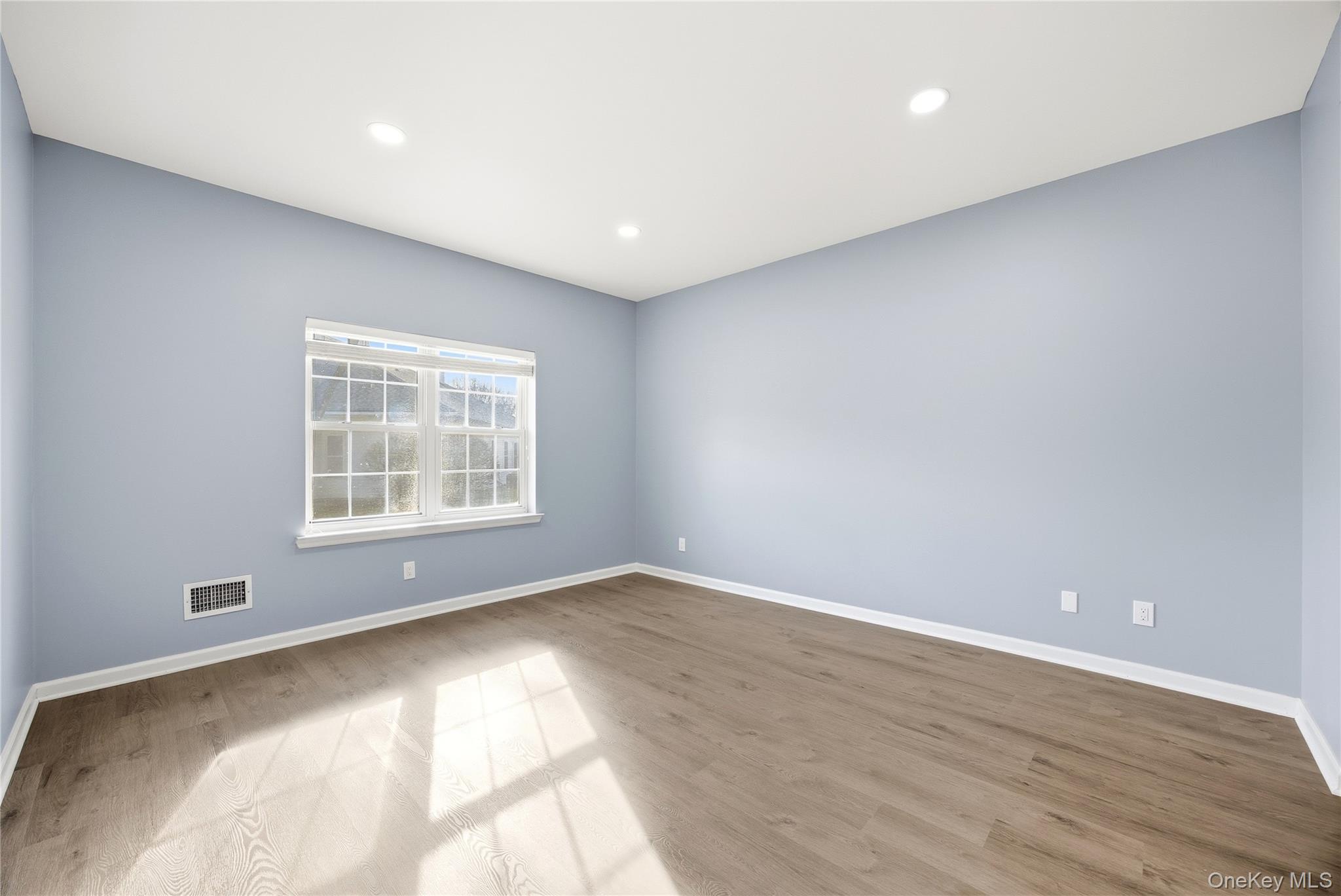 55 Oyster Cove Lane, Blue Point, NY 11715