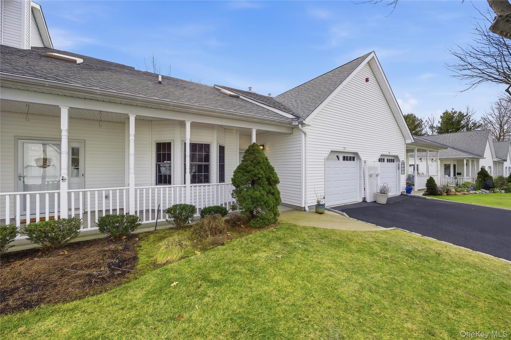 55 Oyster Cove Lane, Blue Point, NY 11715