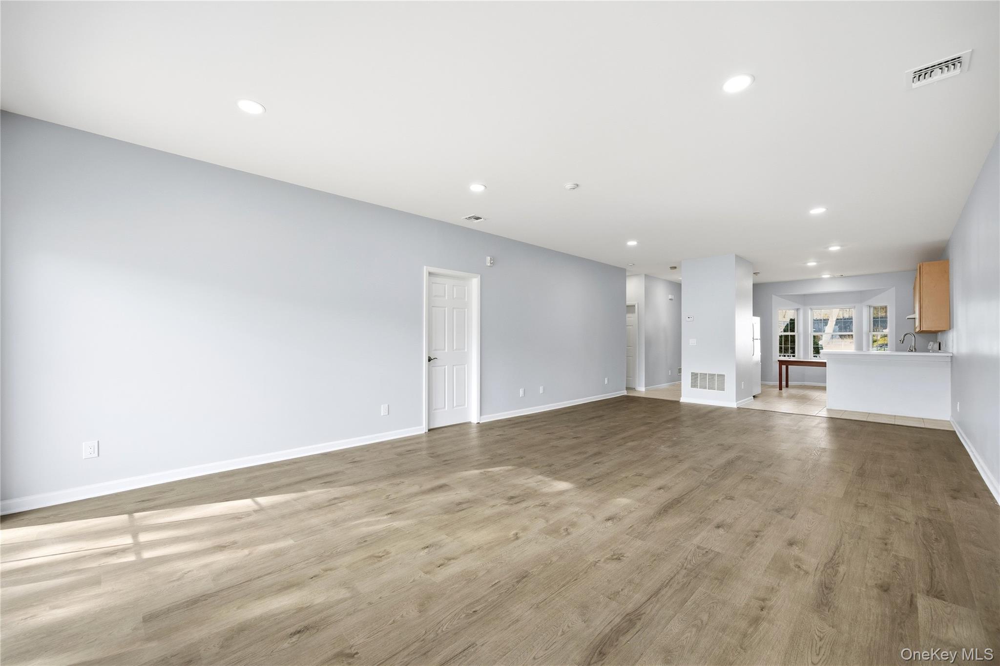 55 Oyster Cove Lane, Blue Point, NY 11715