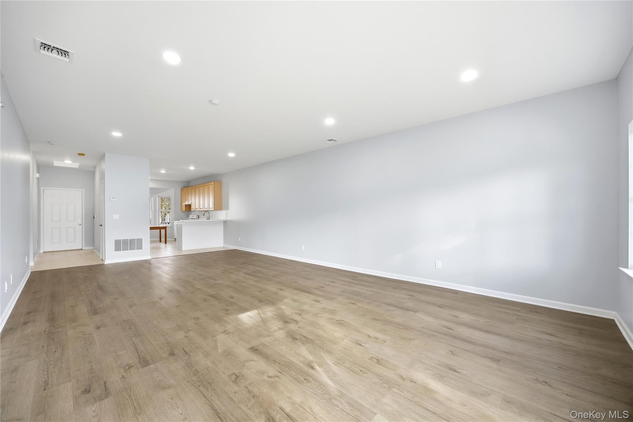 55 Oyster Cove Lane, Blue Point, NY 11715