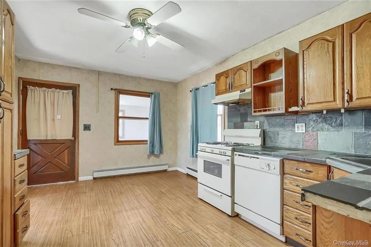 1535 Route 208, Washingtonville, NY 10992