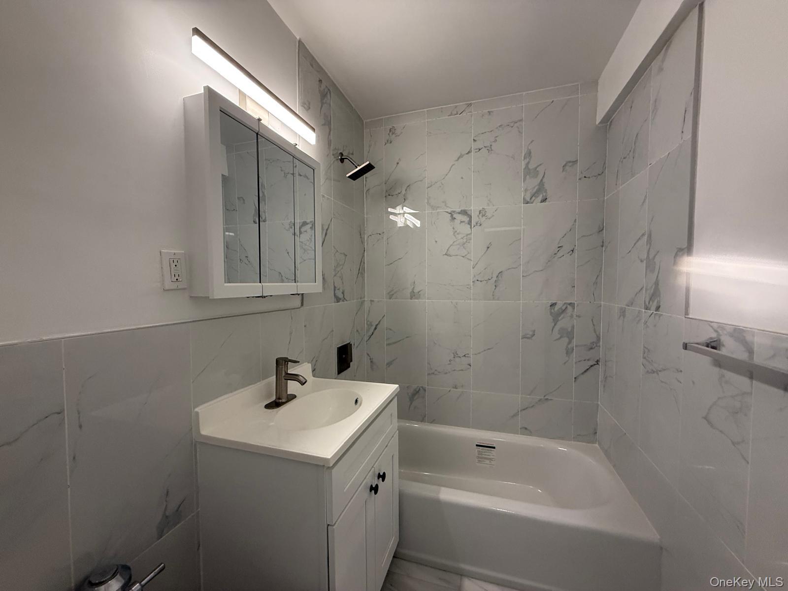 108-49 63rd Avenue # 3J, Forest Hills, NY 11375