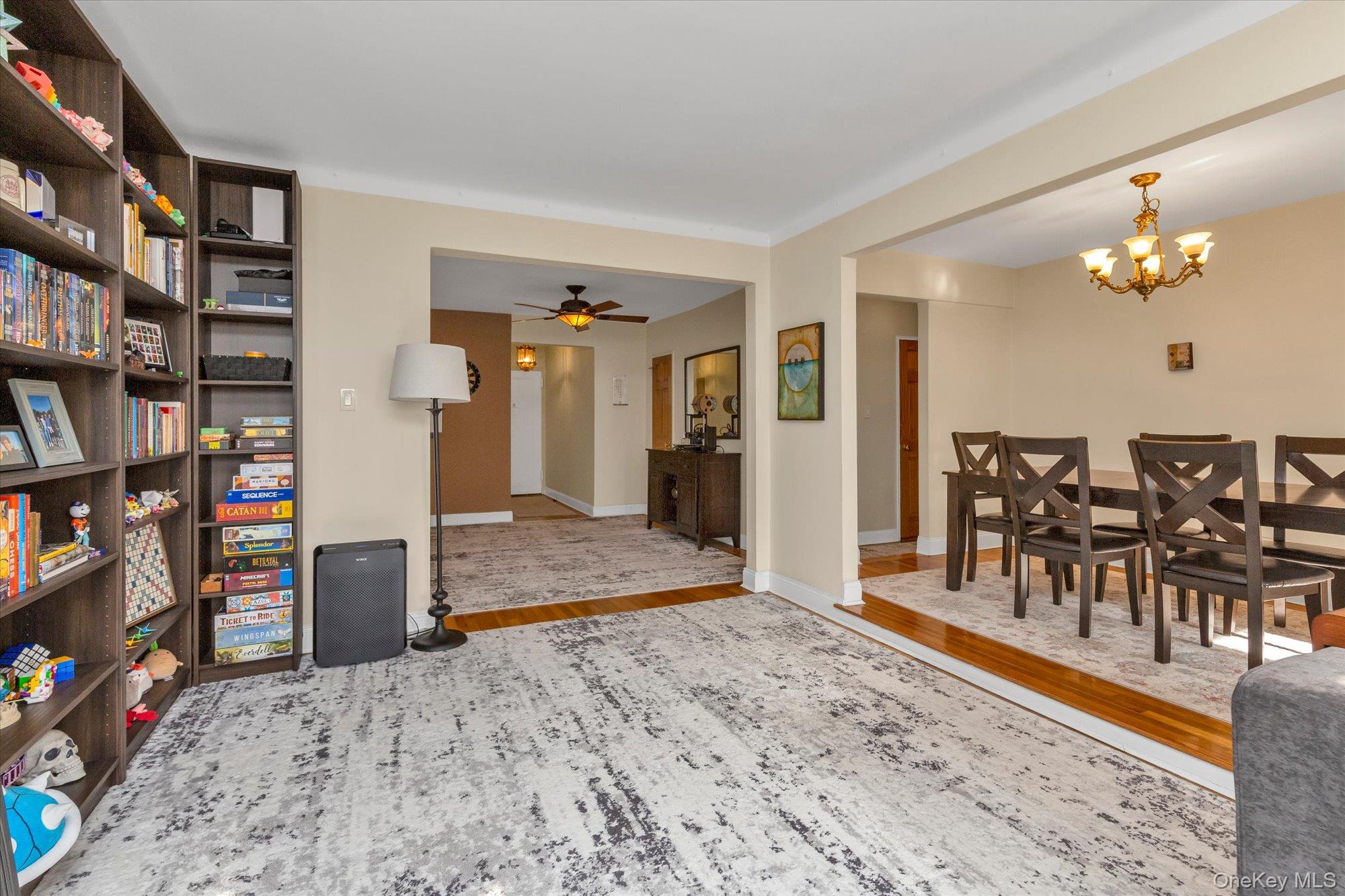 67-12 Yellowstone Boulevard # E8, Forest Hills, NY 11375
