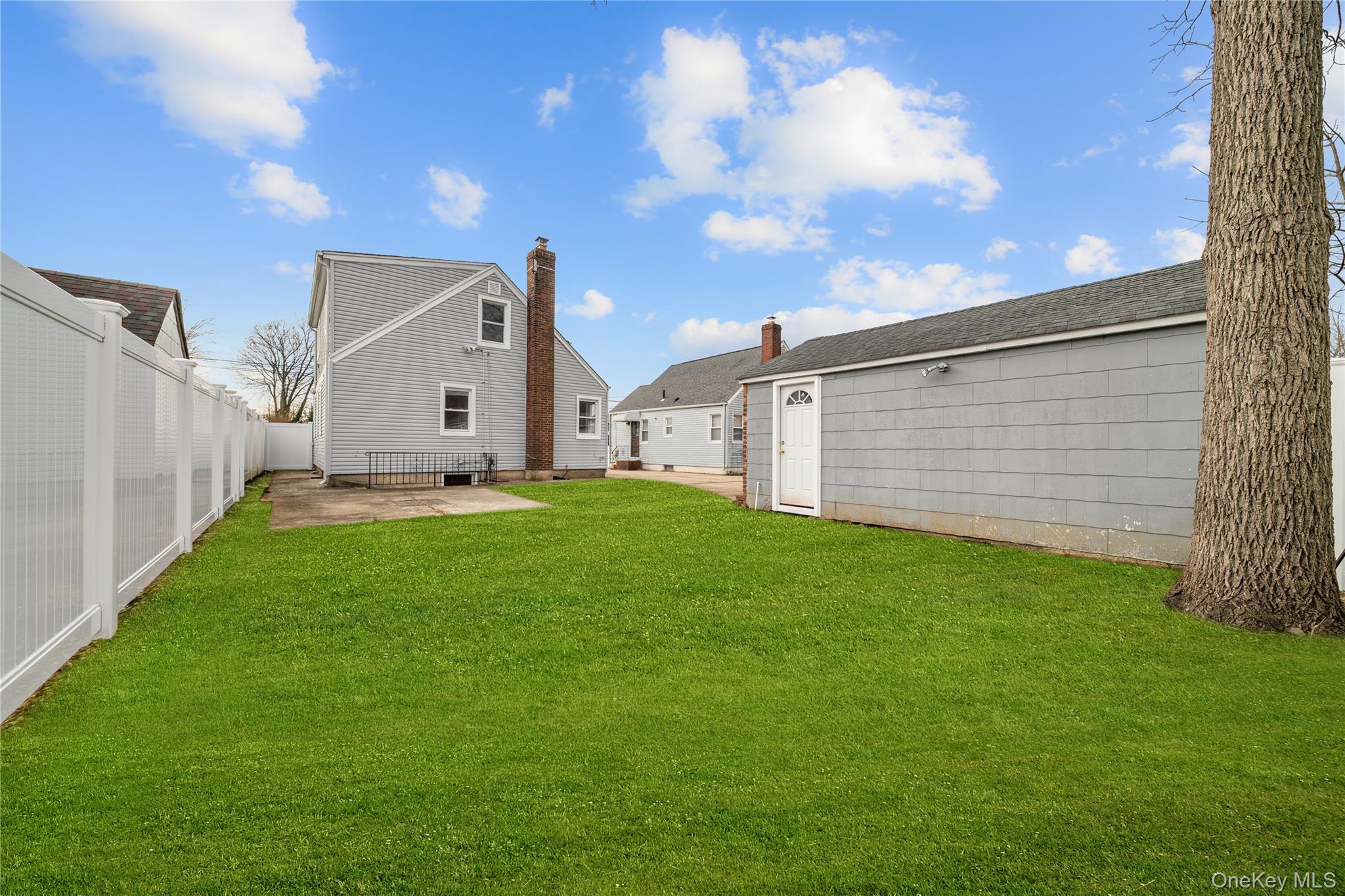 141 Booth Street, Hempstead, NY 11550