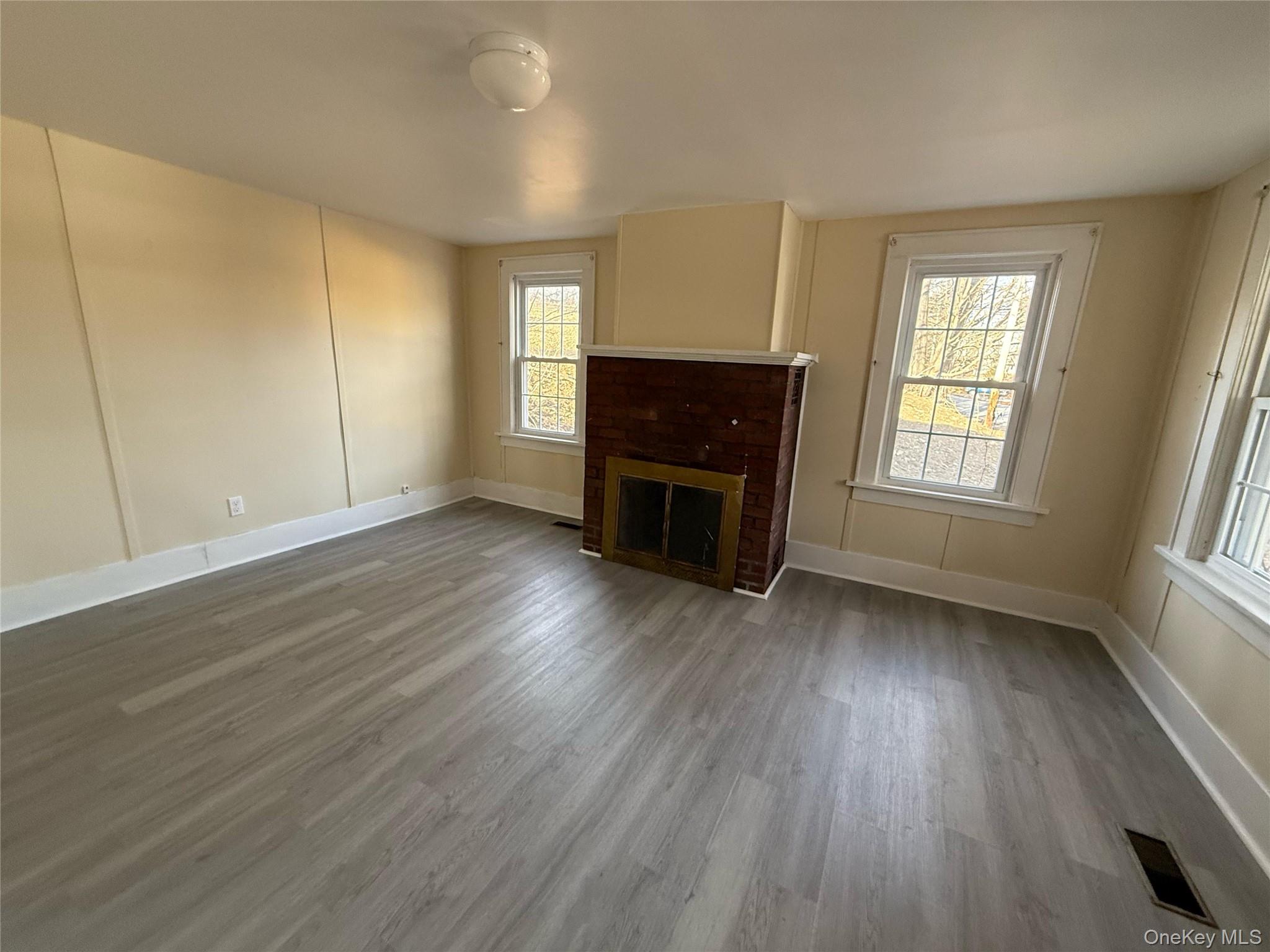 647 County Route 78, Middletown, NY 10940