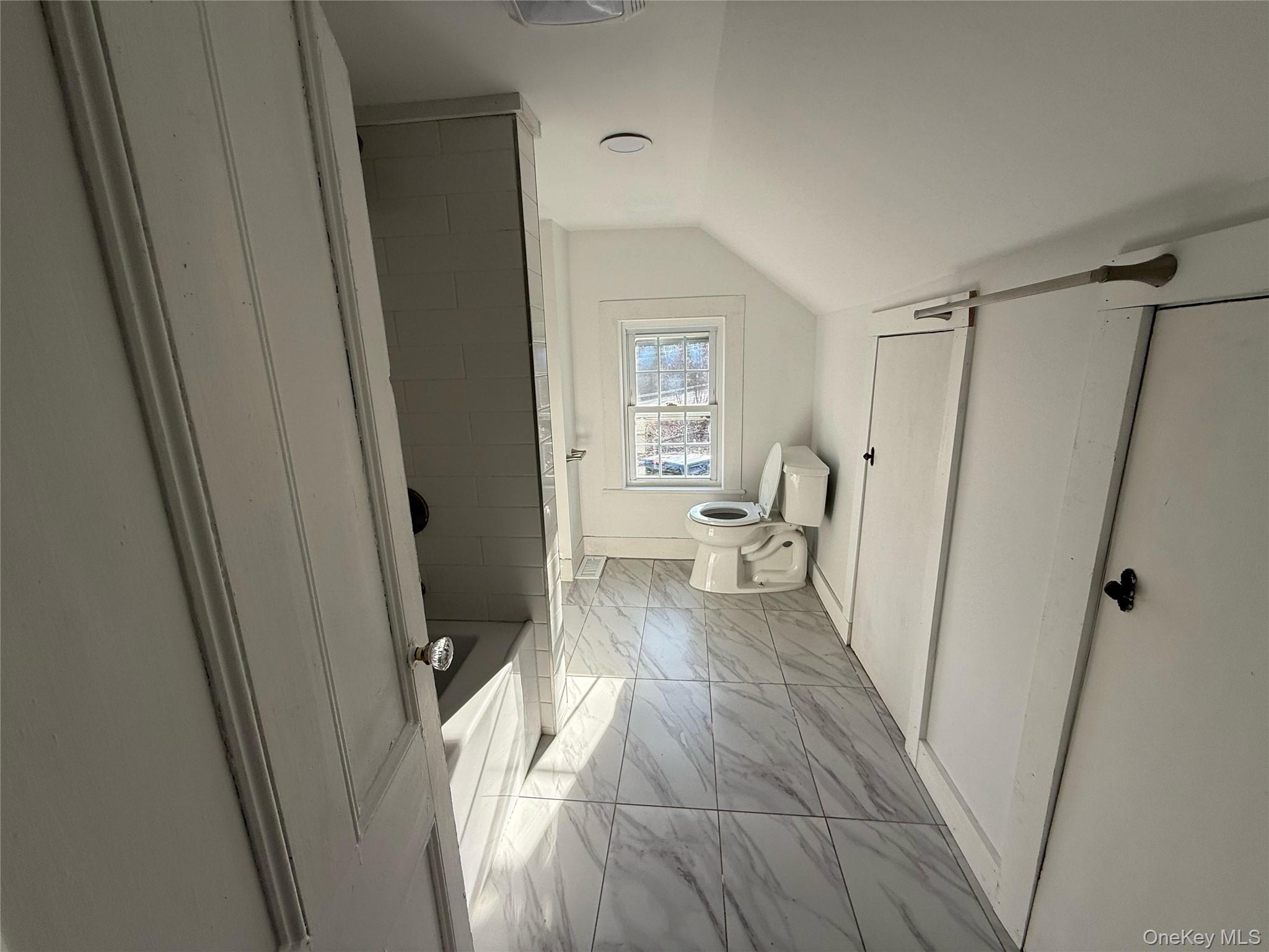 647 County Route 78, Middletown, NY 10940