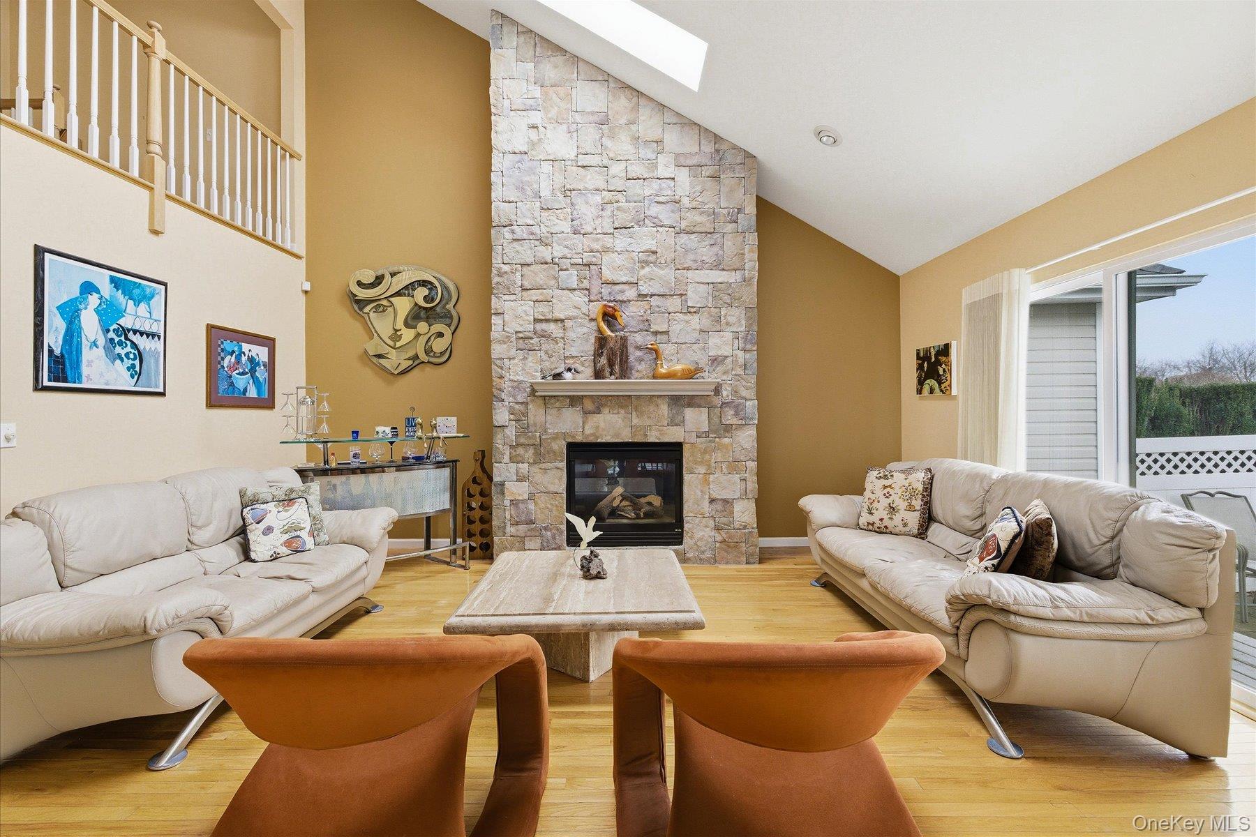 23 Goose Neck Lane, Riverhead, NY 11901