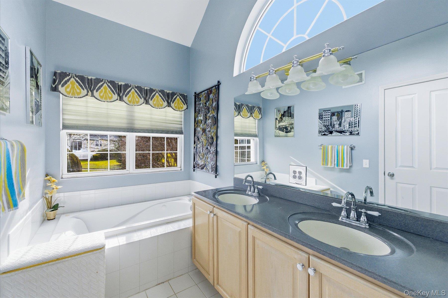 23 Goose Neck Lane, Riverhead, NY 11901