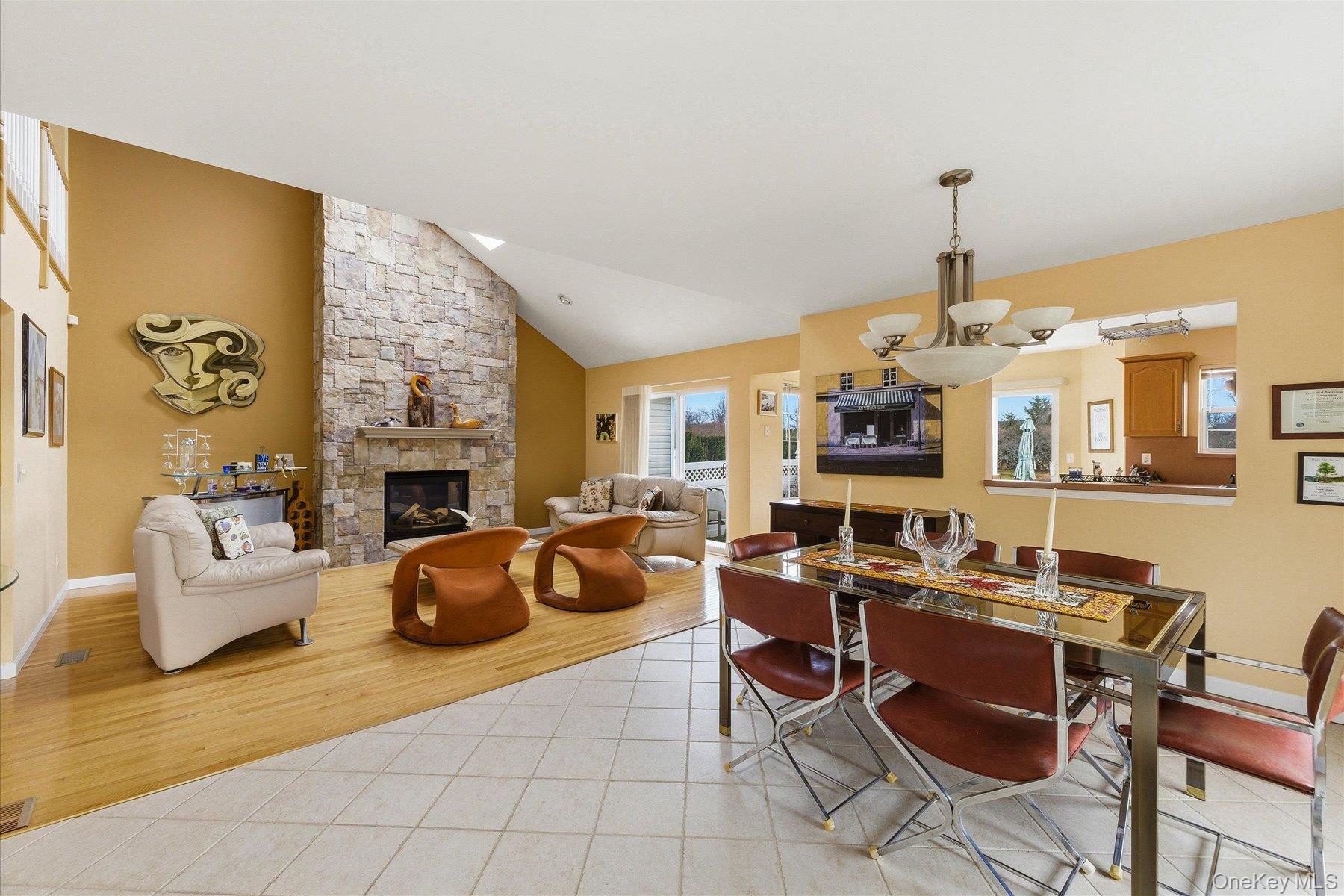 23 Goose Neck Lane, Riverhead, NY 11901