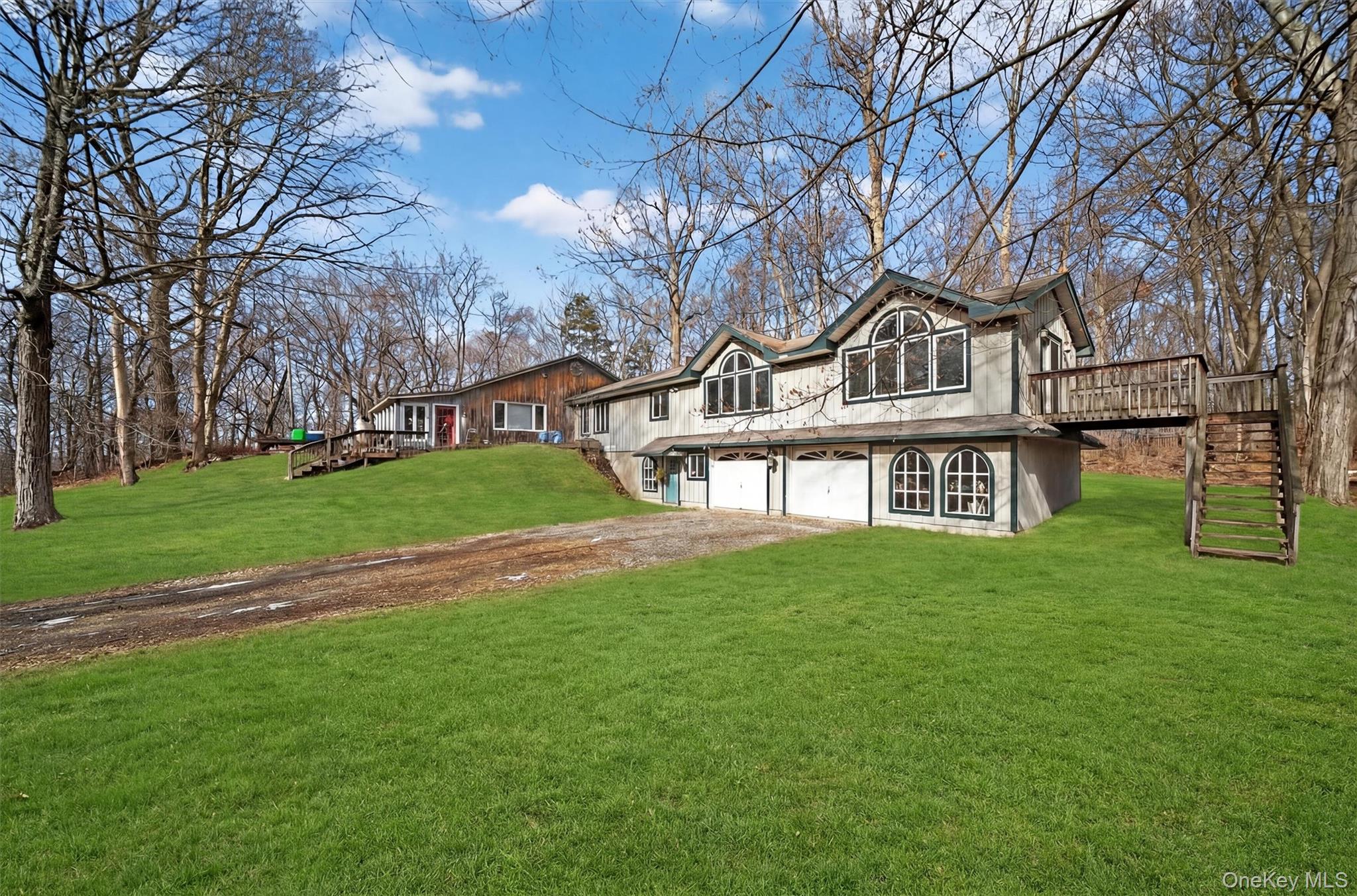 48 Chardavoyne Road, Warwick, NY 10990