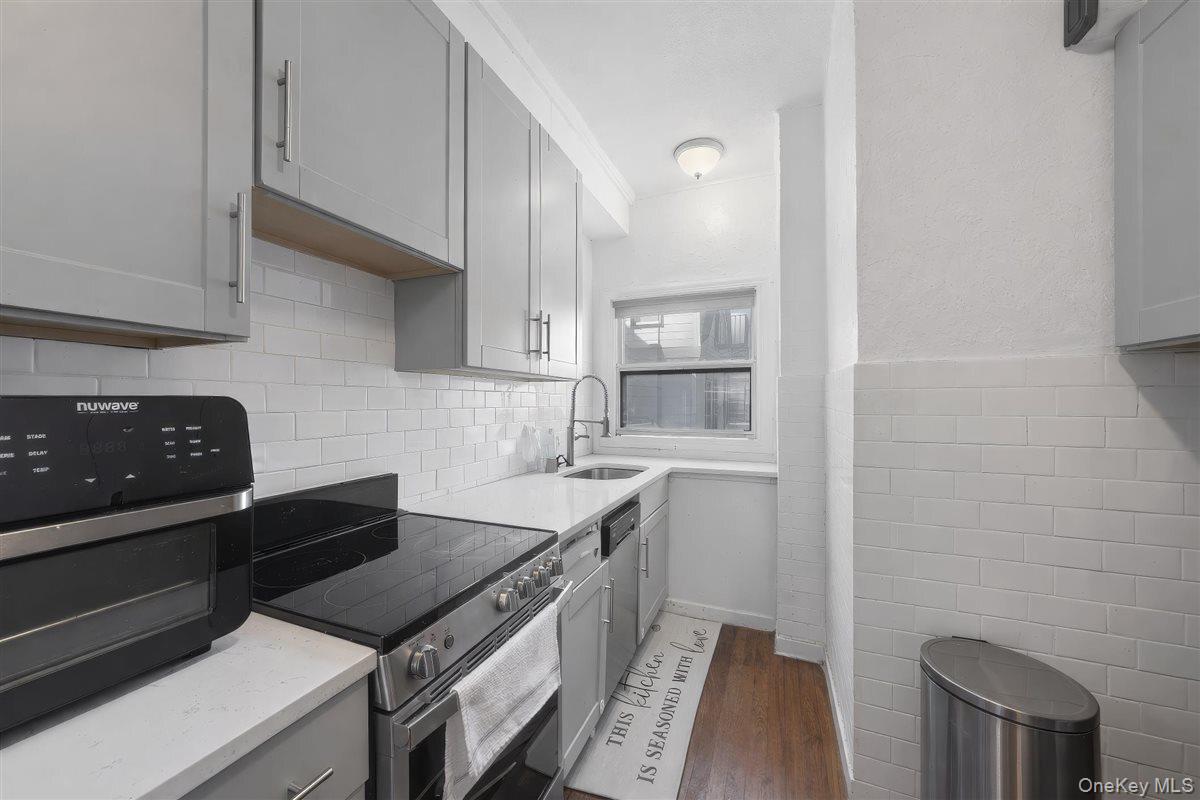 243 Summit Avenue, Mount Vernon, NY 10552