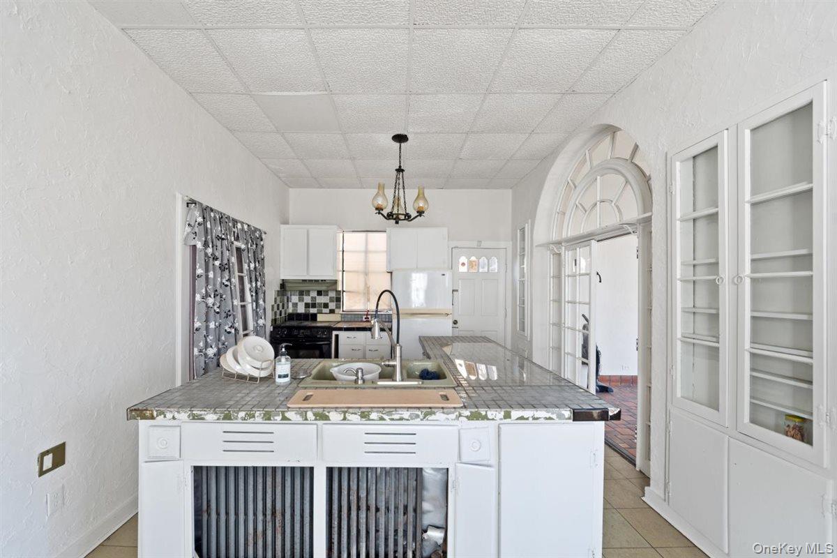 243 Summit Avenue, Mount Vernon, NY 10552