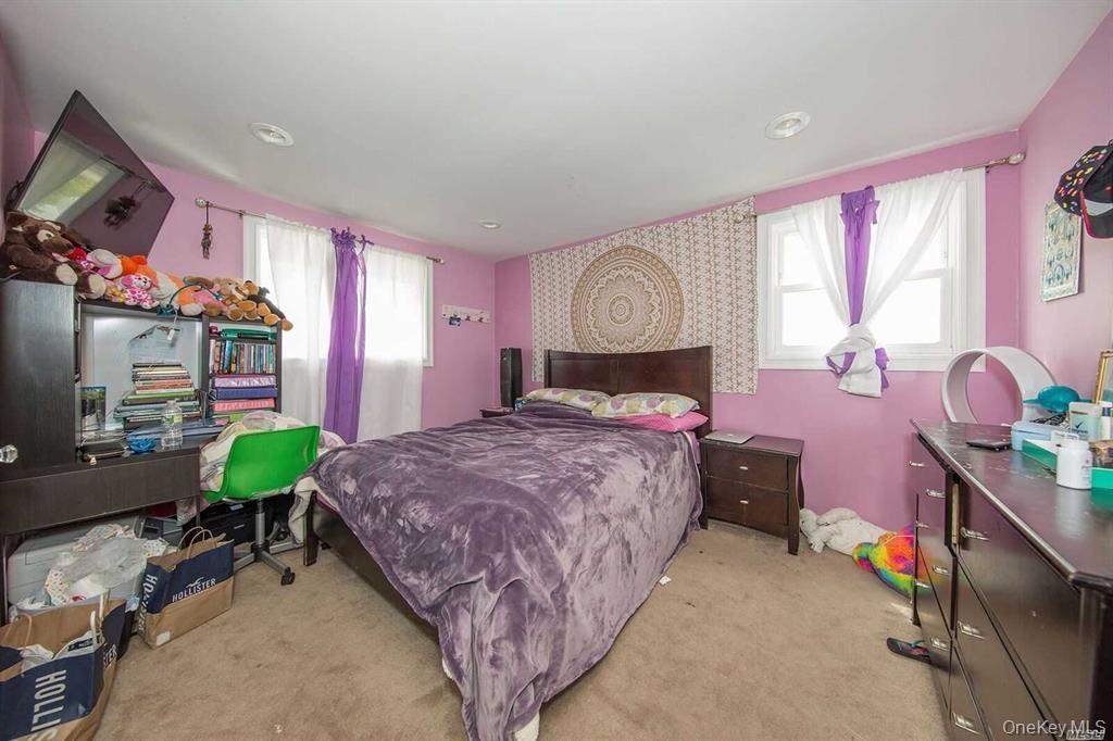 413 Clearmeadow Drive, East Meadow, NY 11554