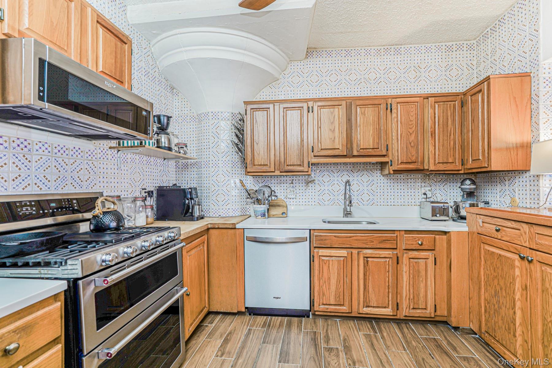 10 Bay Street Landing # 5J, Staten Island, NY 10301