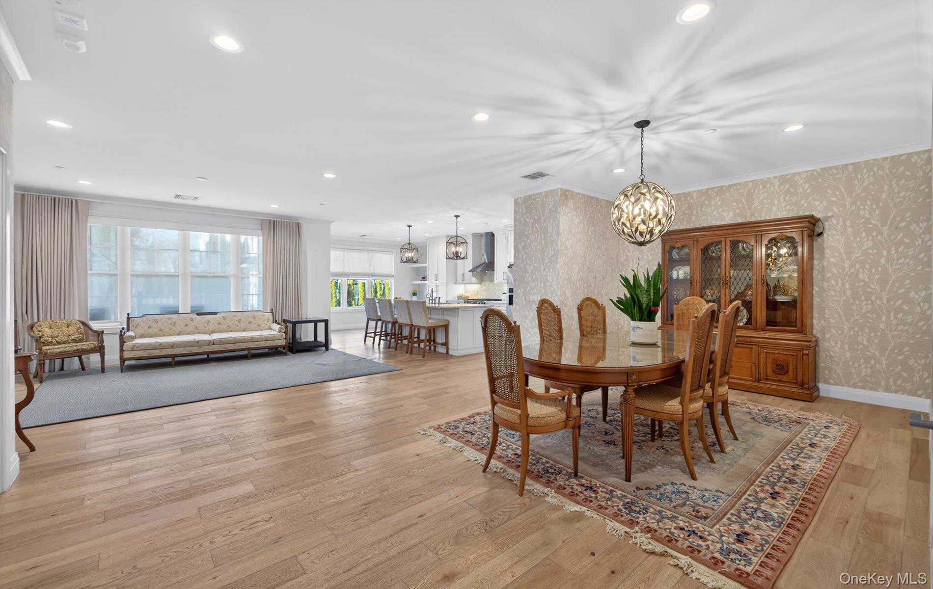 25102 Aspenwood Drive, Plainview, NY 11803