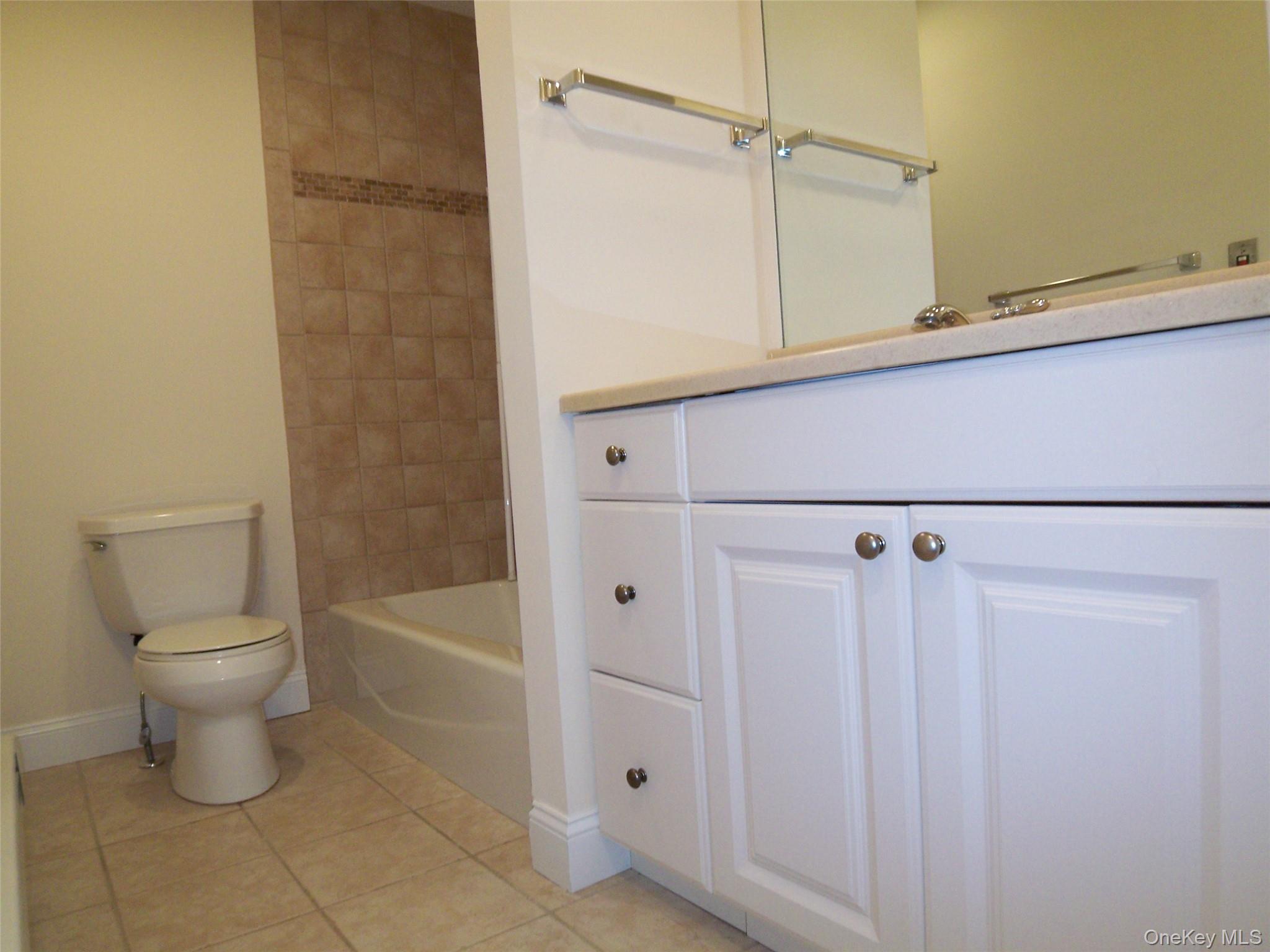 180 Heritage # E, Somers, NY 10589