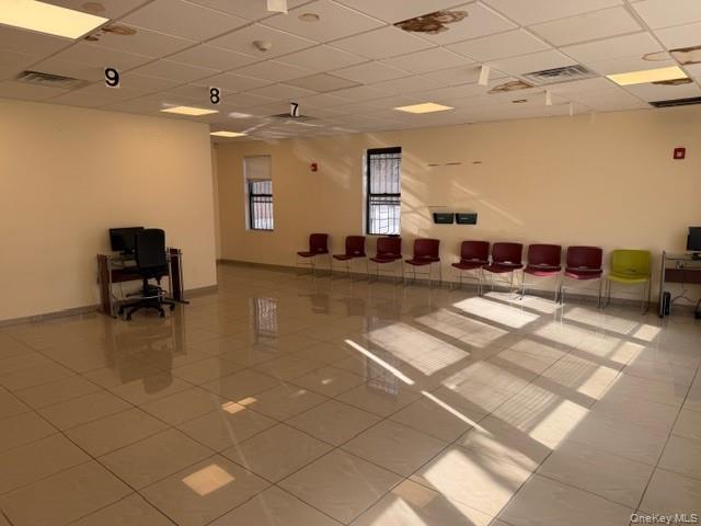 5037 Broadway, New York (Manhattan), NY 10034