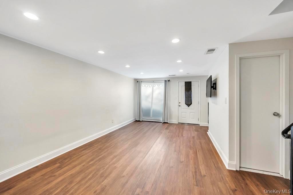 172 Skyline Drive, Coram, NY 11727