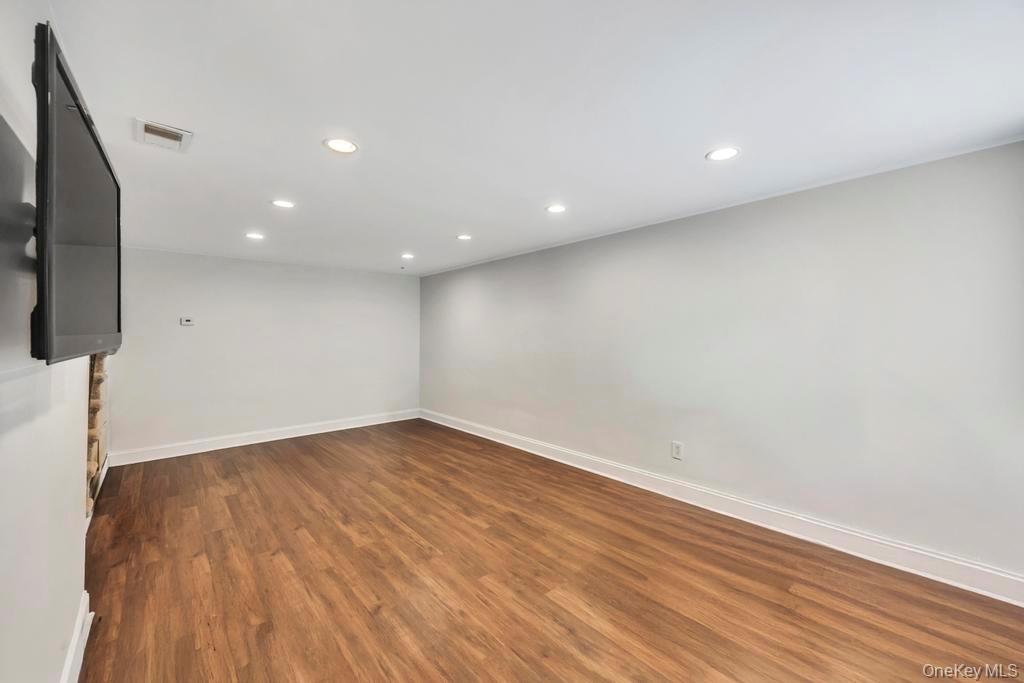 172 Skyline Drive, Coram, NY 11727