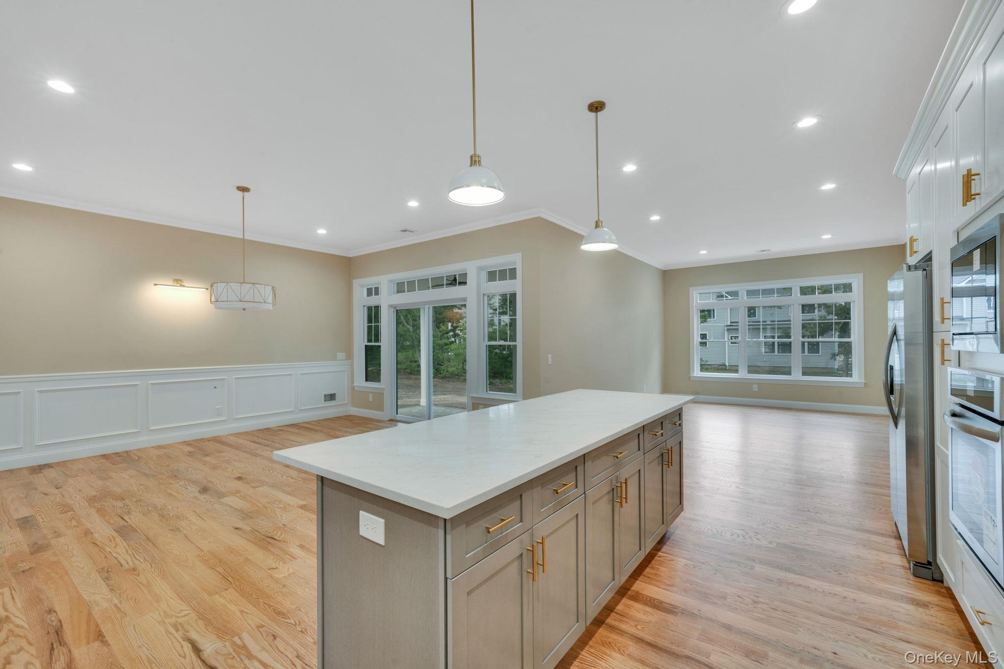 NC Pine Street, Port Jefferson, NY 11776