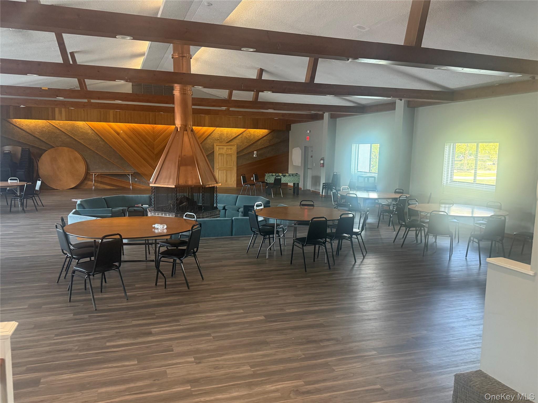 5 Laramie, Coram, NY 11727