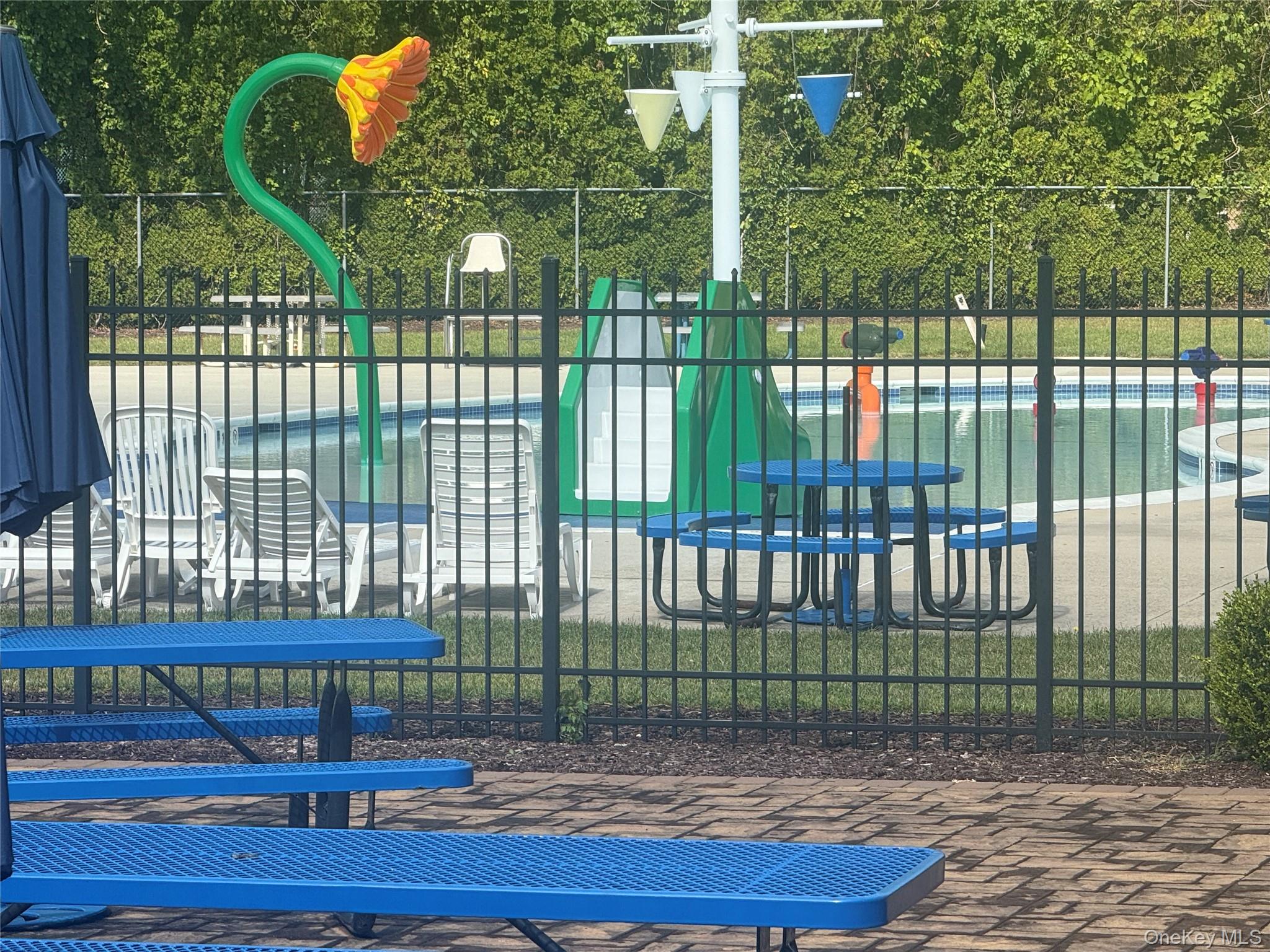 5 Laramie, Coram, NY 11727