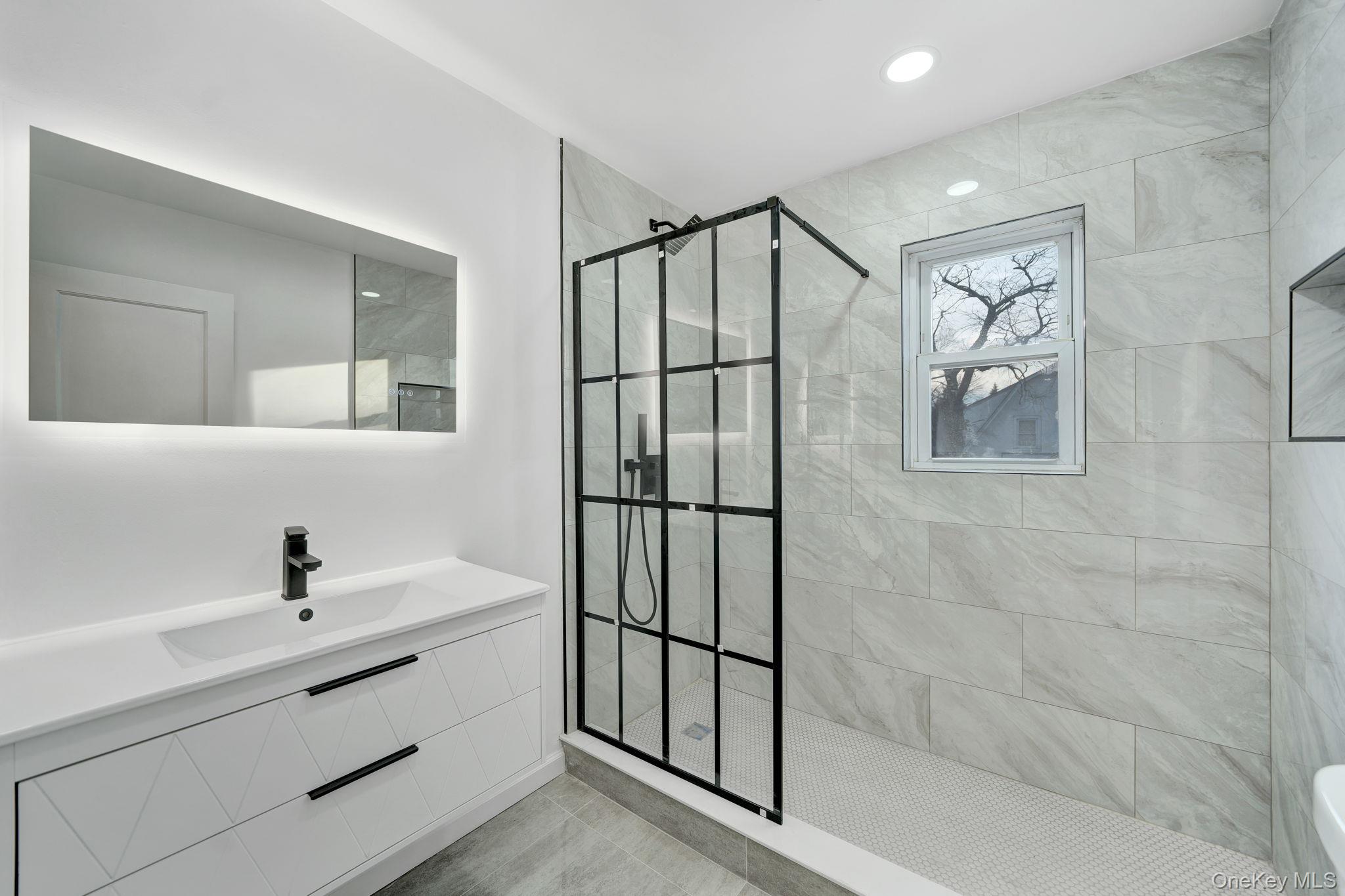 6 Elliott Place, Freeport, NY 11520