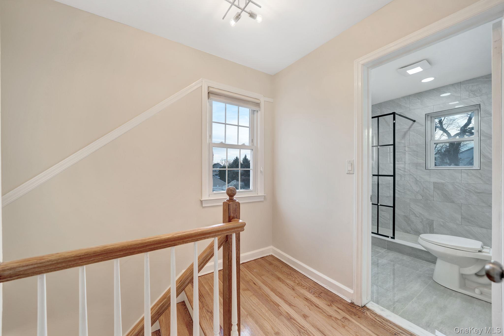 6 Elliott Place, Freeport, NY 11520