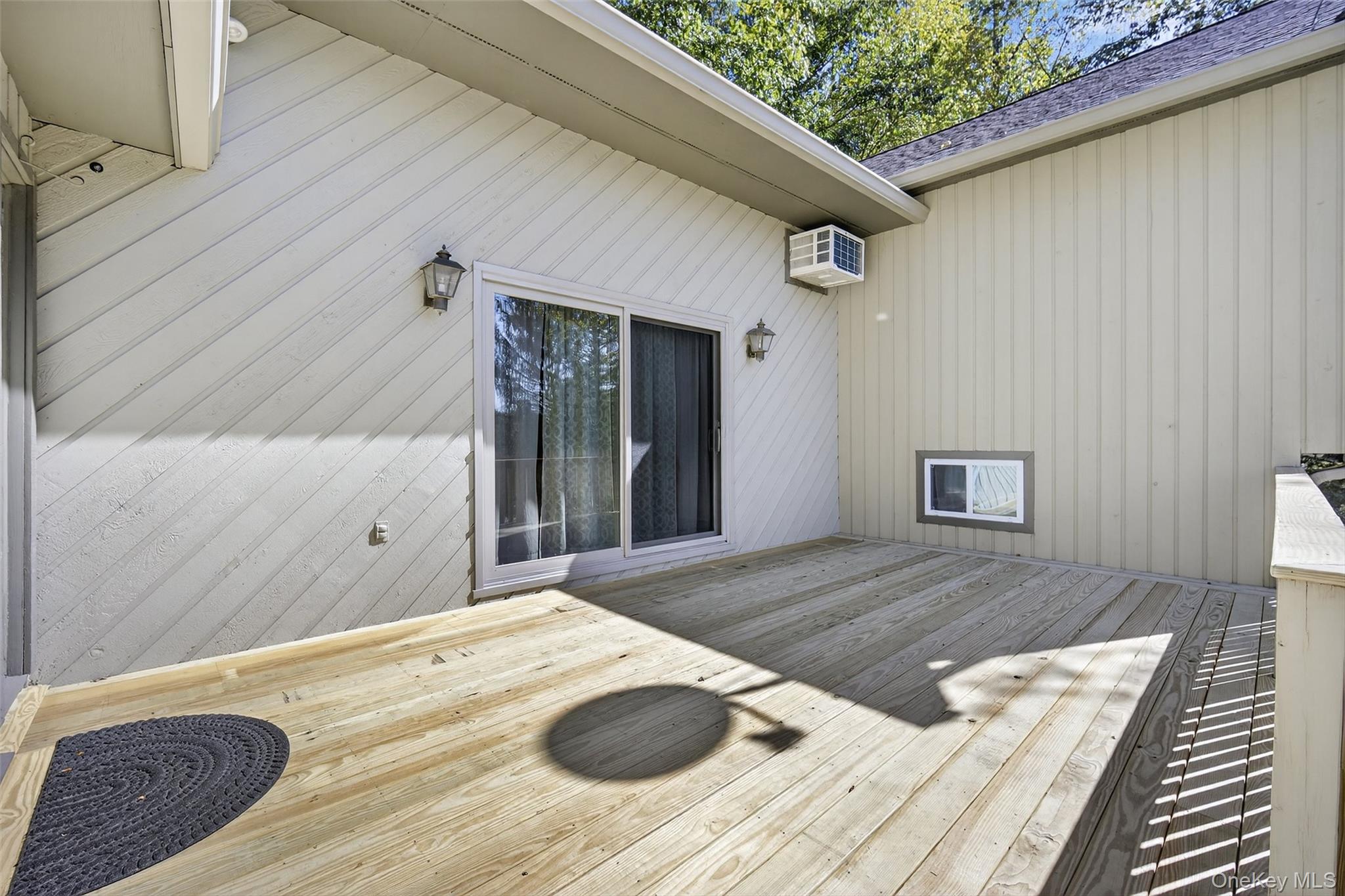 8 Peach Road, Mahopac, NY 10541