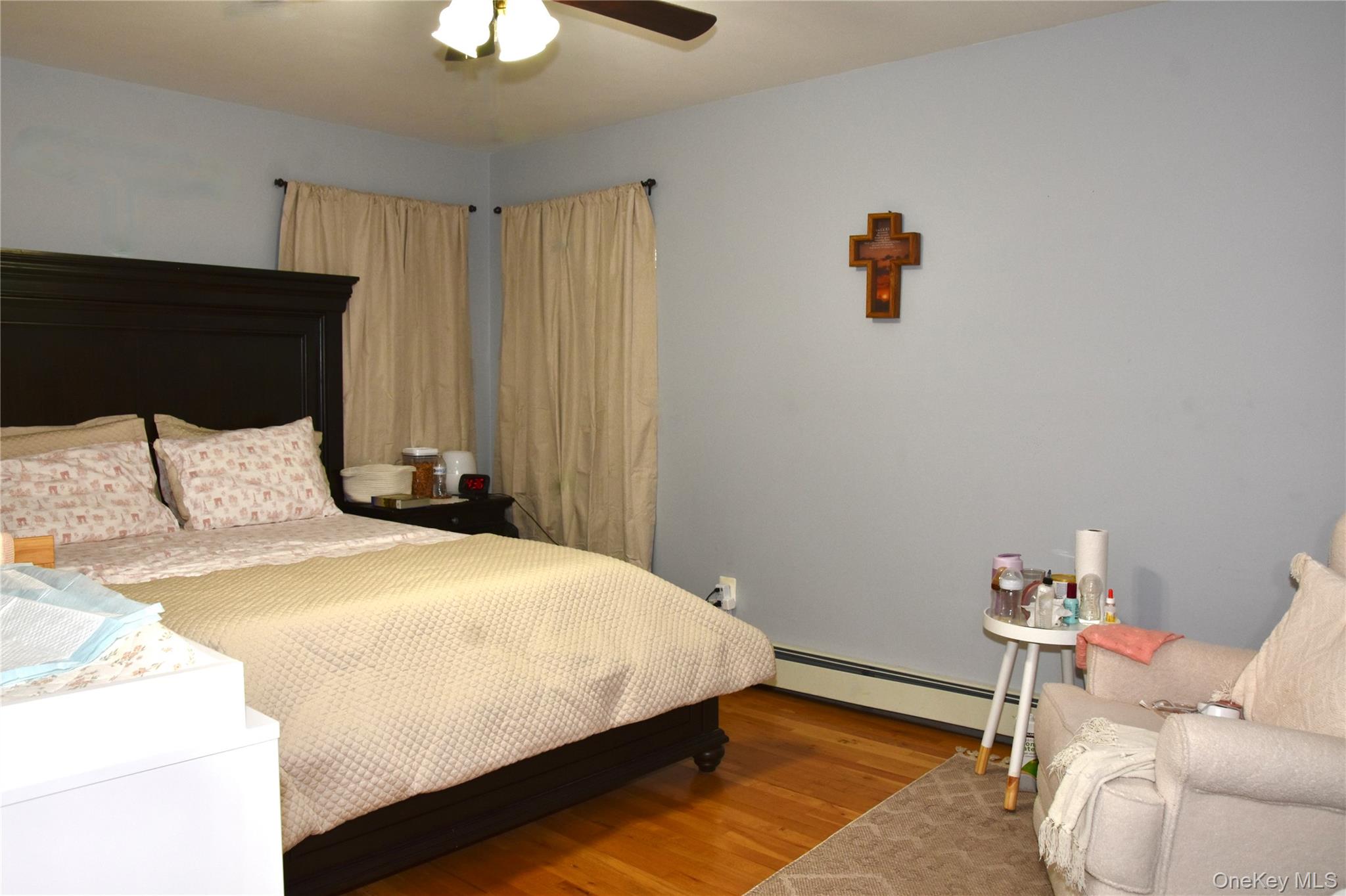 242 Munro Boulevard, Valley Stream, NY 11581