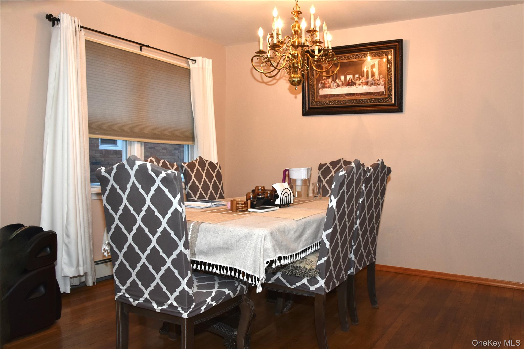 242 Munro Boulevard, Valley Stream, NY 11581