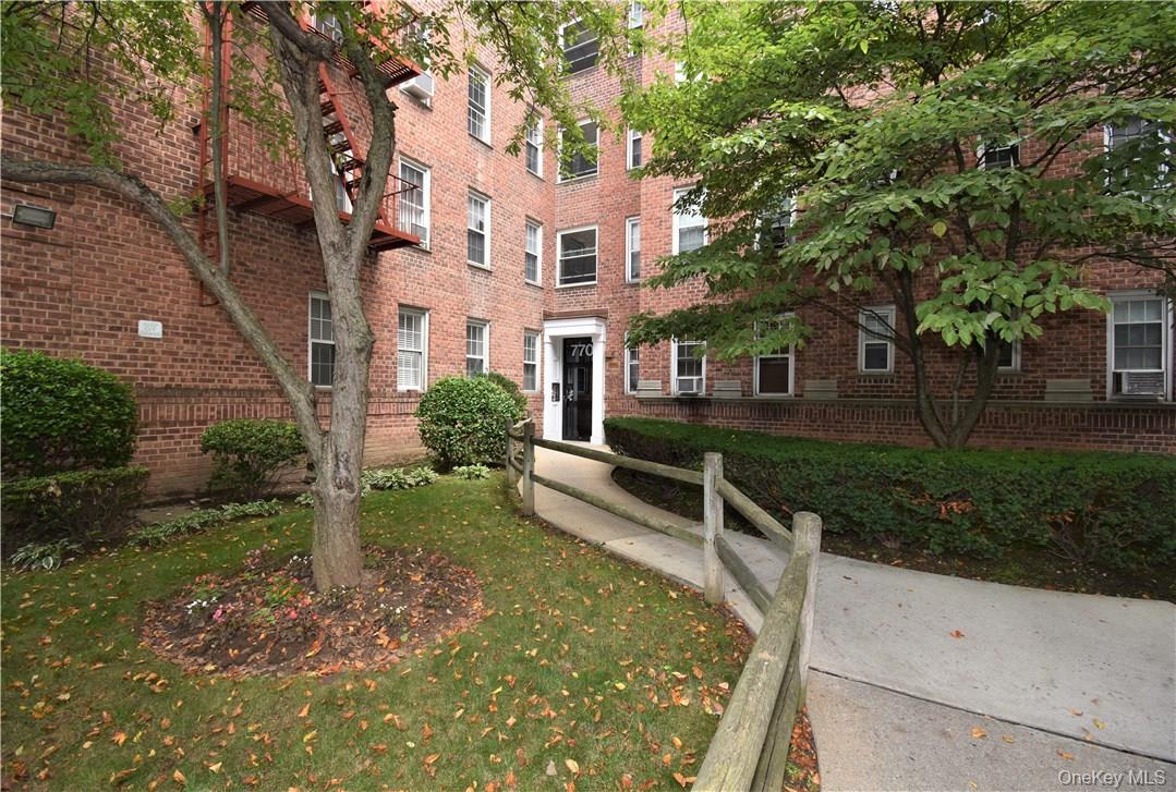 770 Bronx River Road # A26, Bronxville, NY 10708