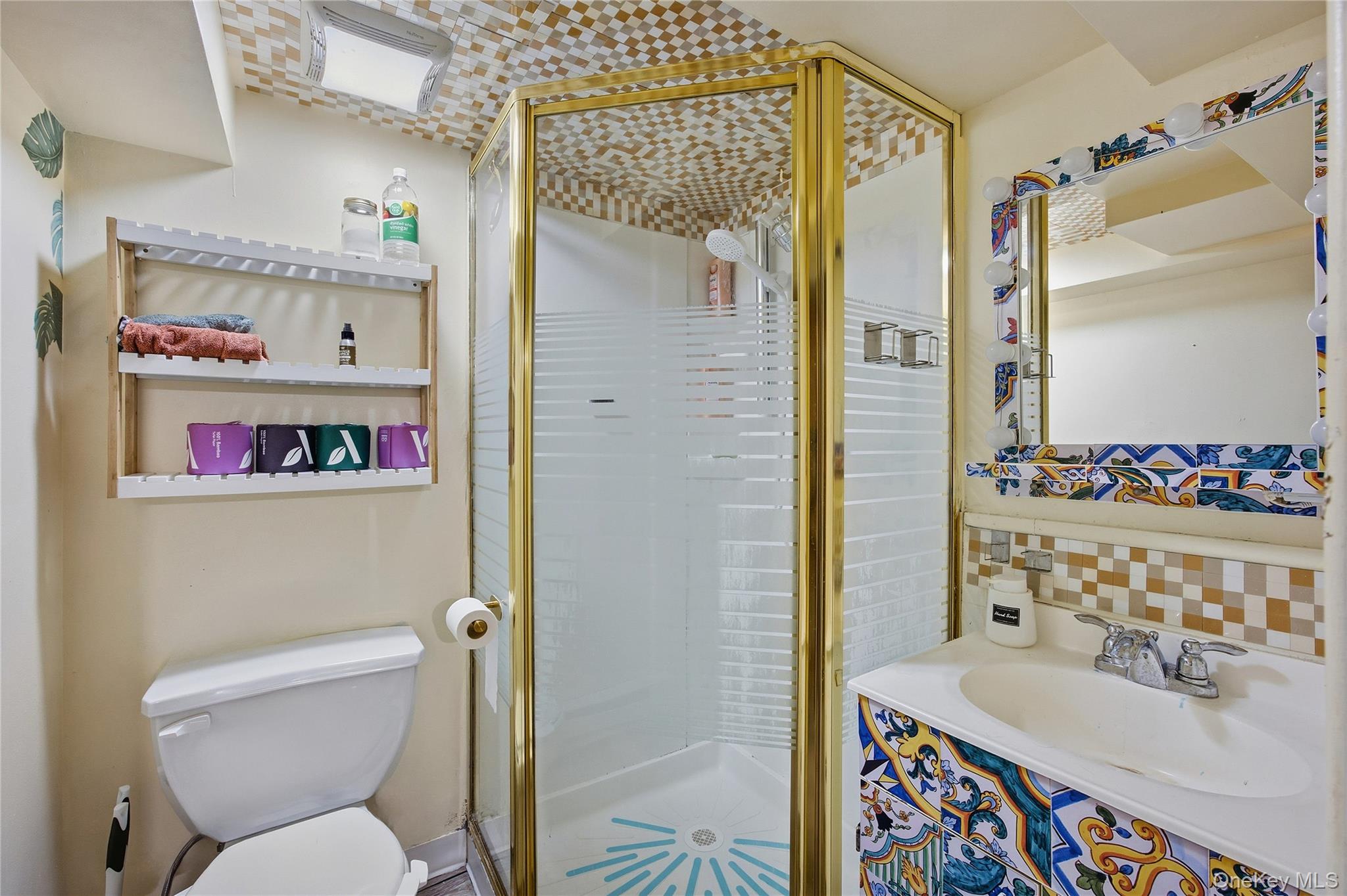 152 Rockaway Parkway, Valley Stream, NY 11580