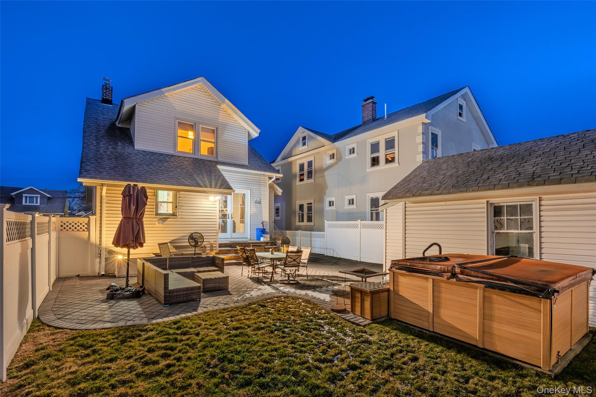 152 Rockaway Parkway, Valley Stream, NY 11580