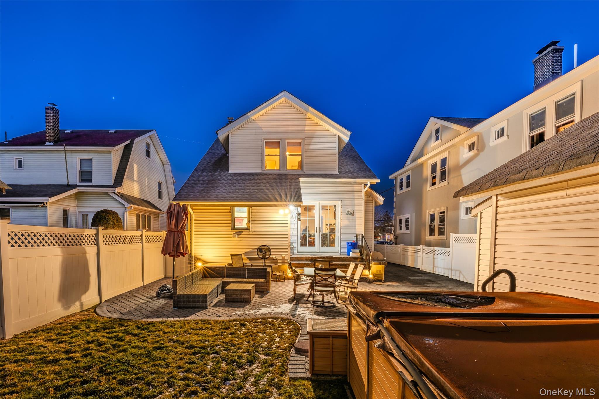 152 Rockaway Parkway, Valley Stream, NY 11580