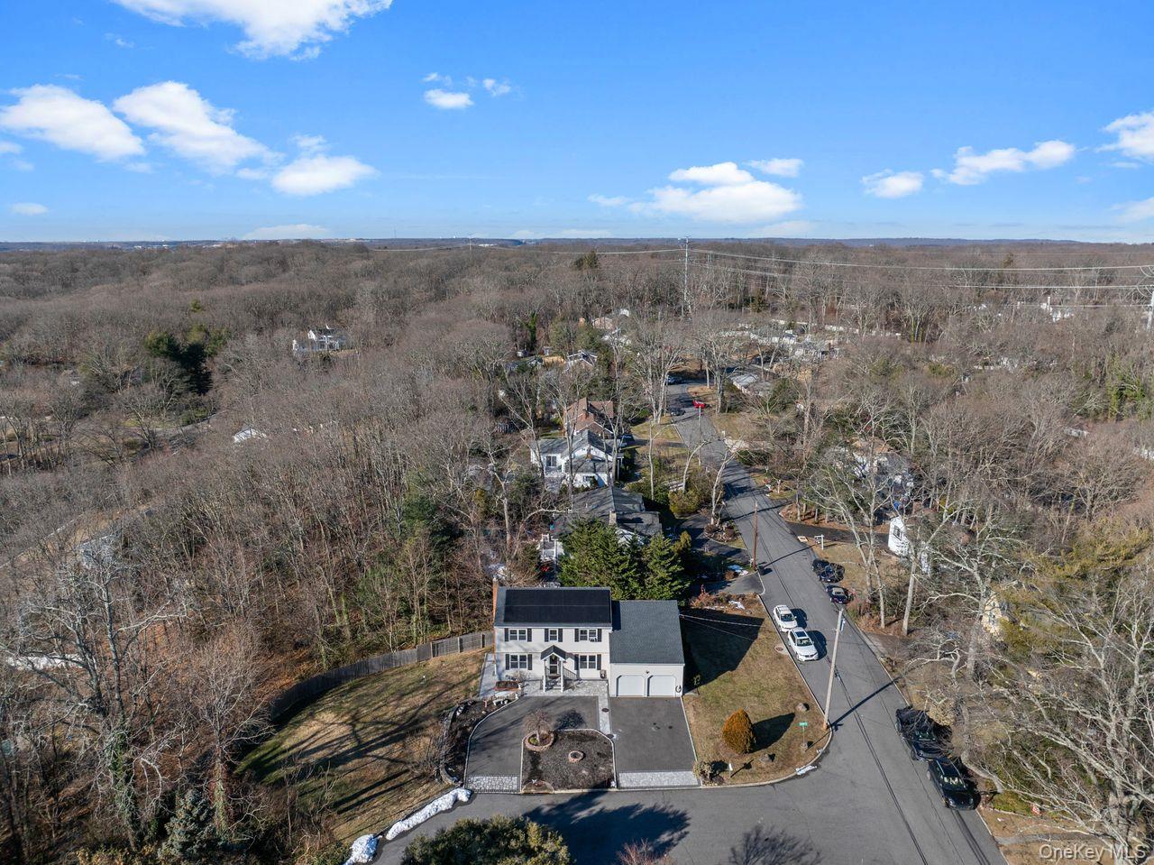 1 Lange Court, Melville, NY 11747