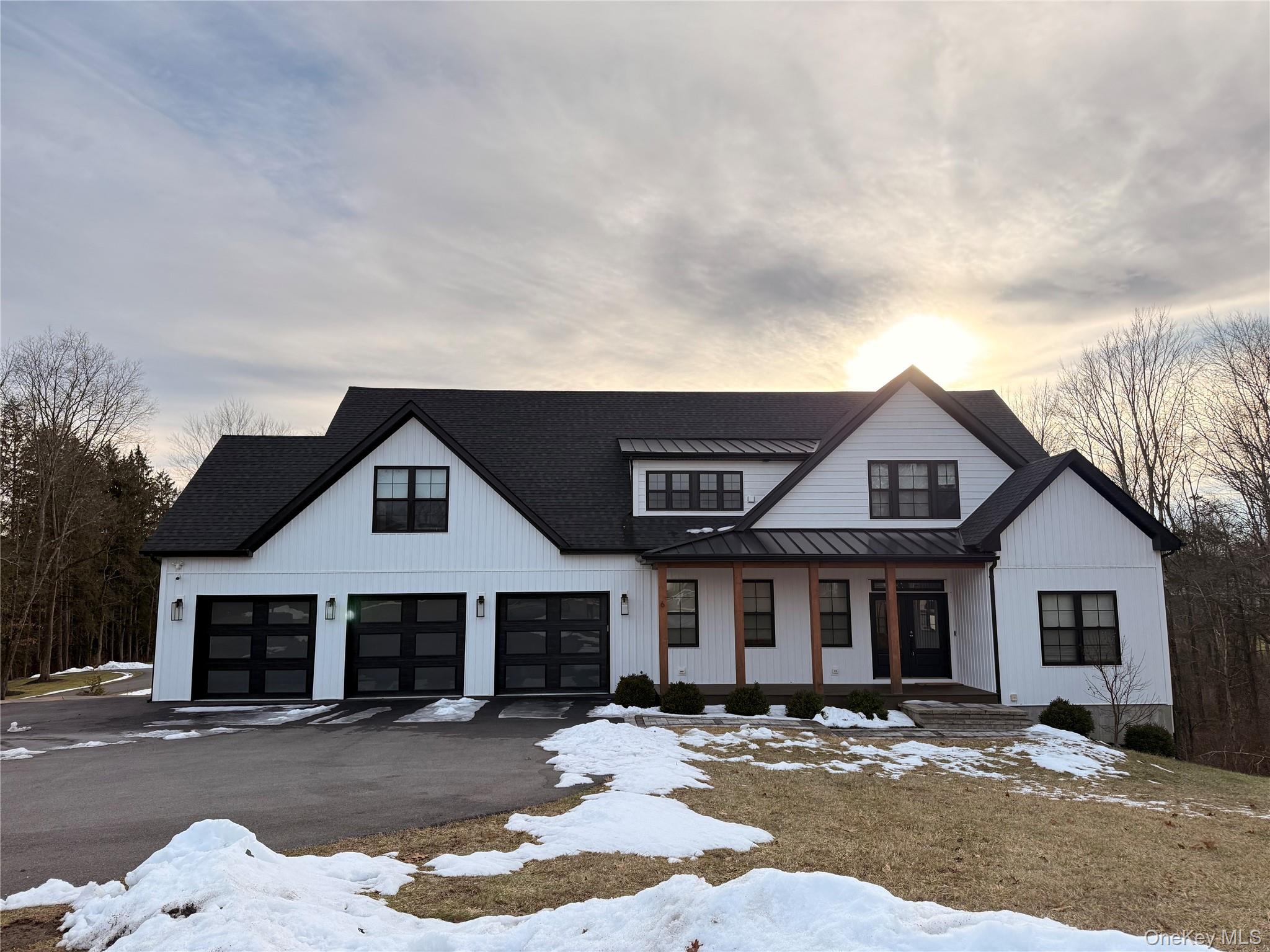 6 Conifer Court, Poughkeepsie, NY 12603