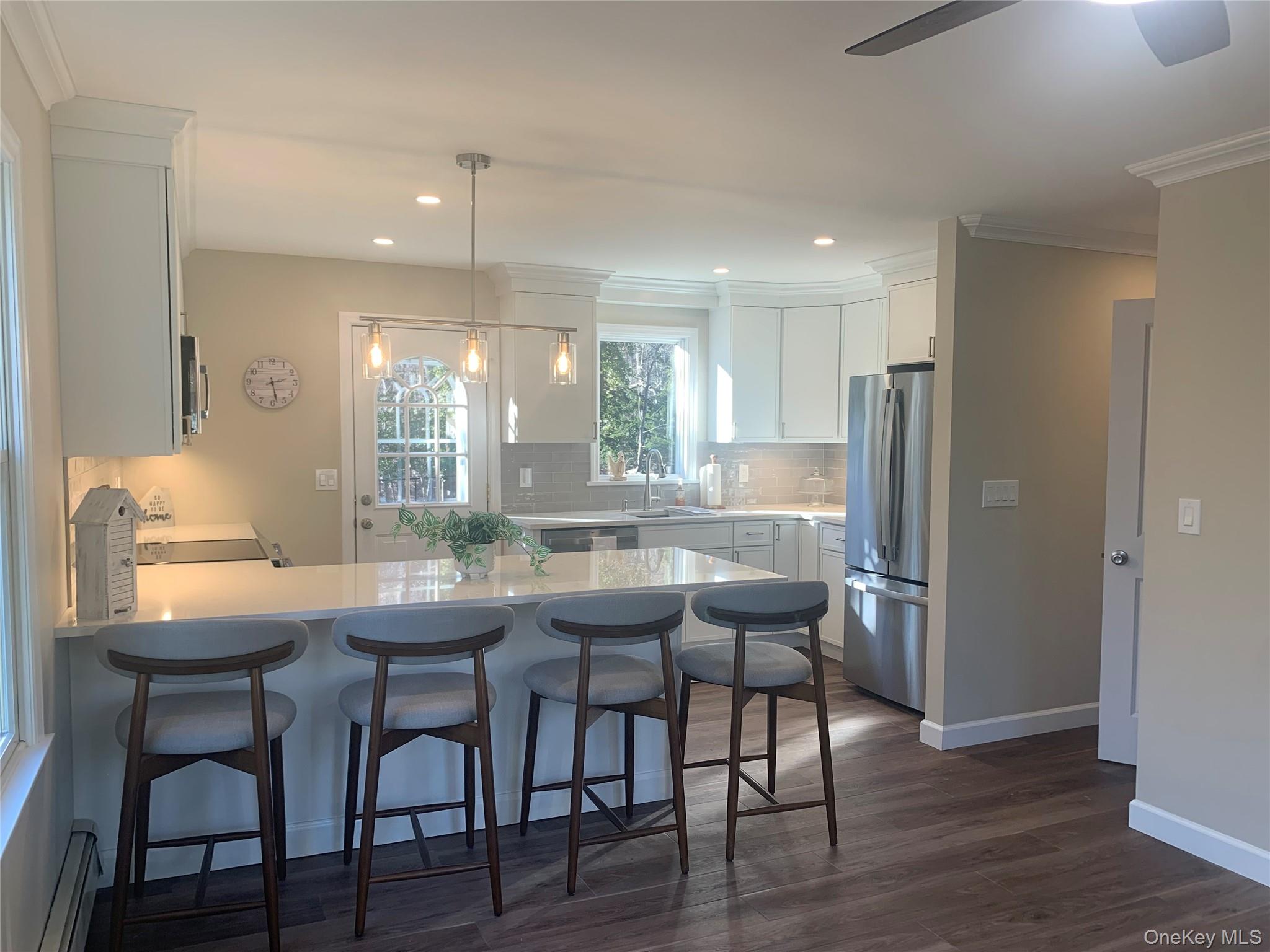 6 Acorn Lane, Stony Brook, NY 11790