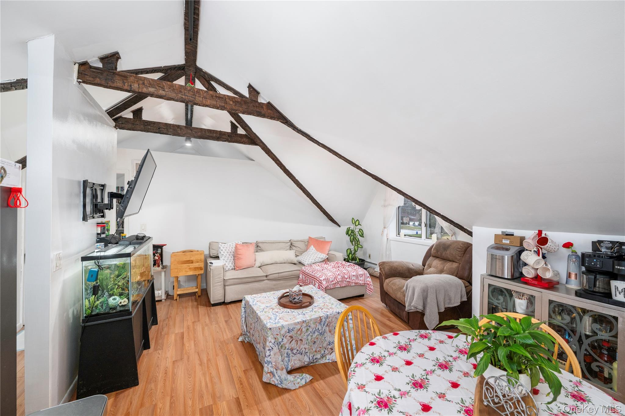 18 Parker Drive, Mahopac, NY 10541