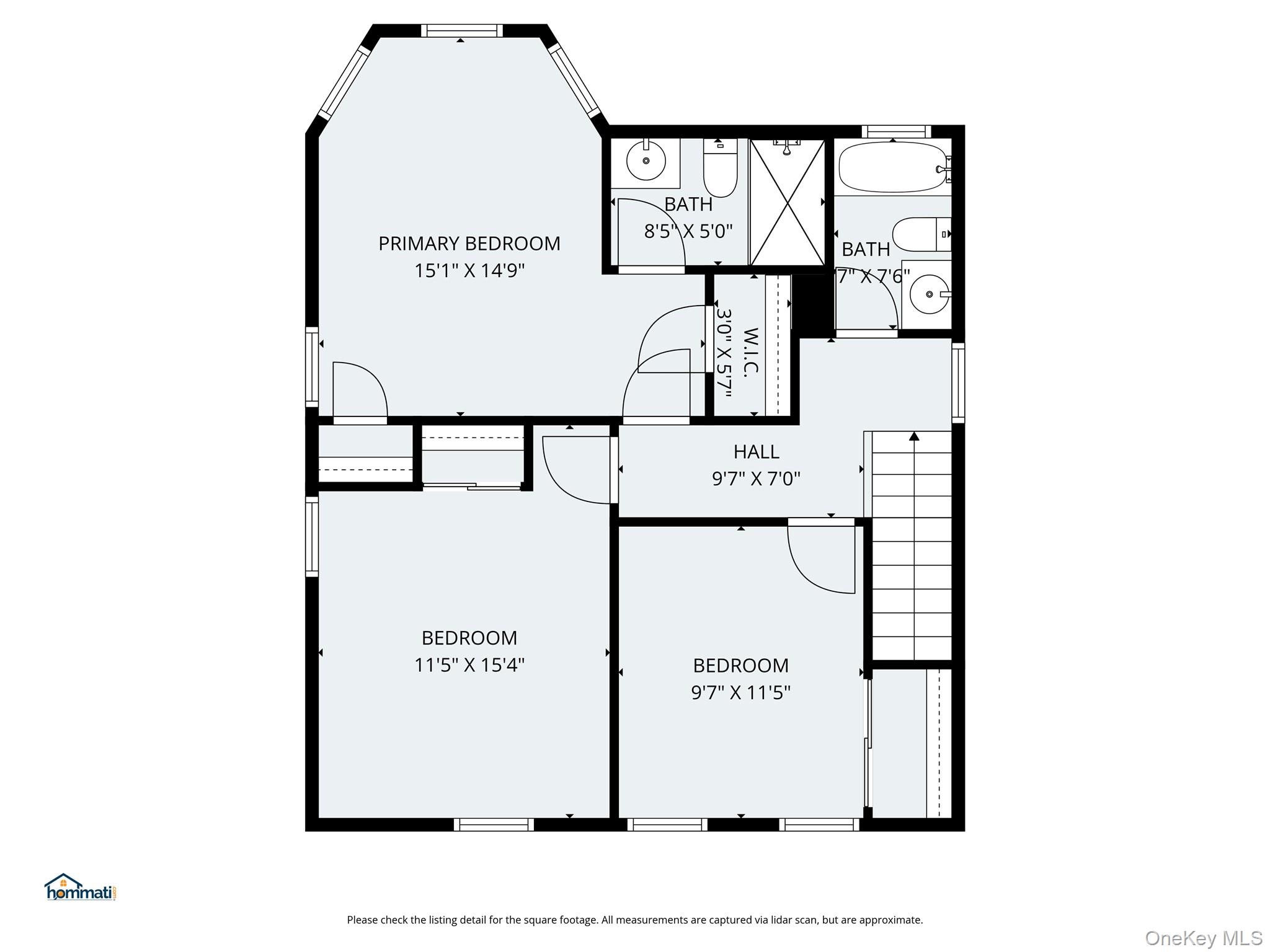 15 Bellaire Drive, Ridge, NY 11961