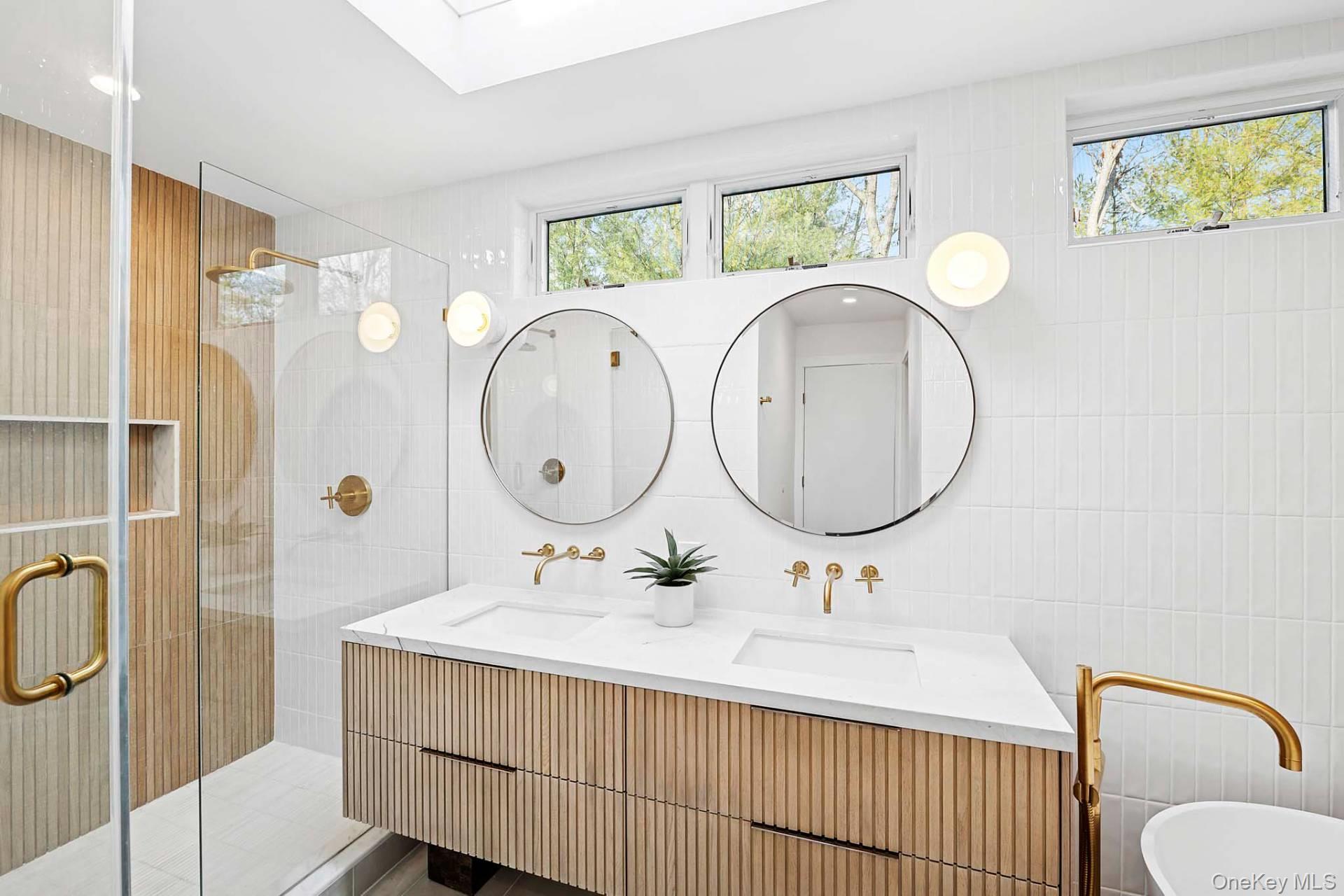 1039 Springs Fireplace Road, East Hampton, NY 11937