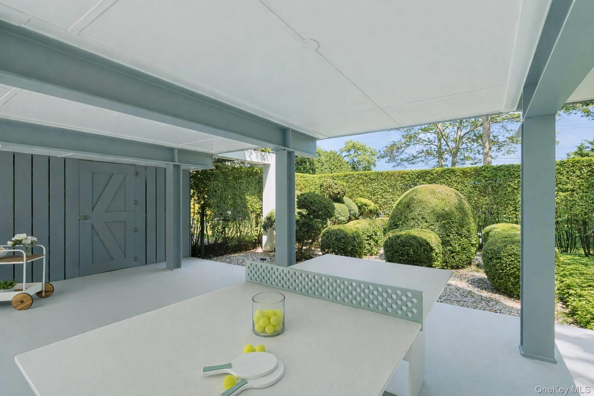 1039 Springs Fireplace Road, East Hampton, NY 11937