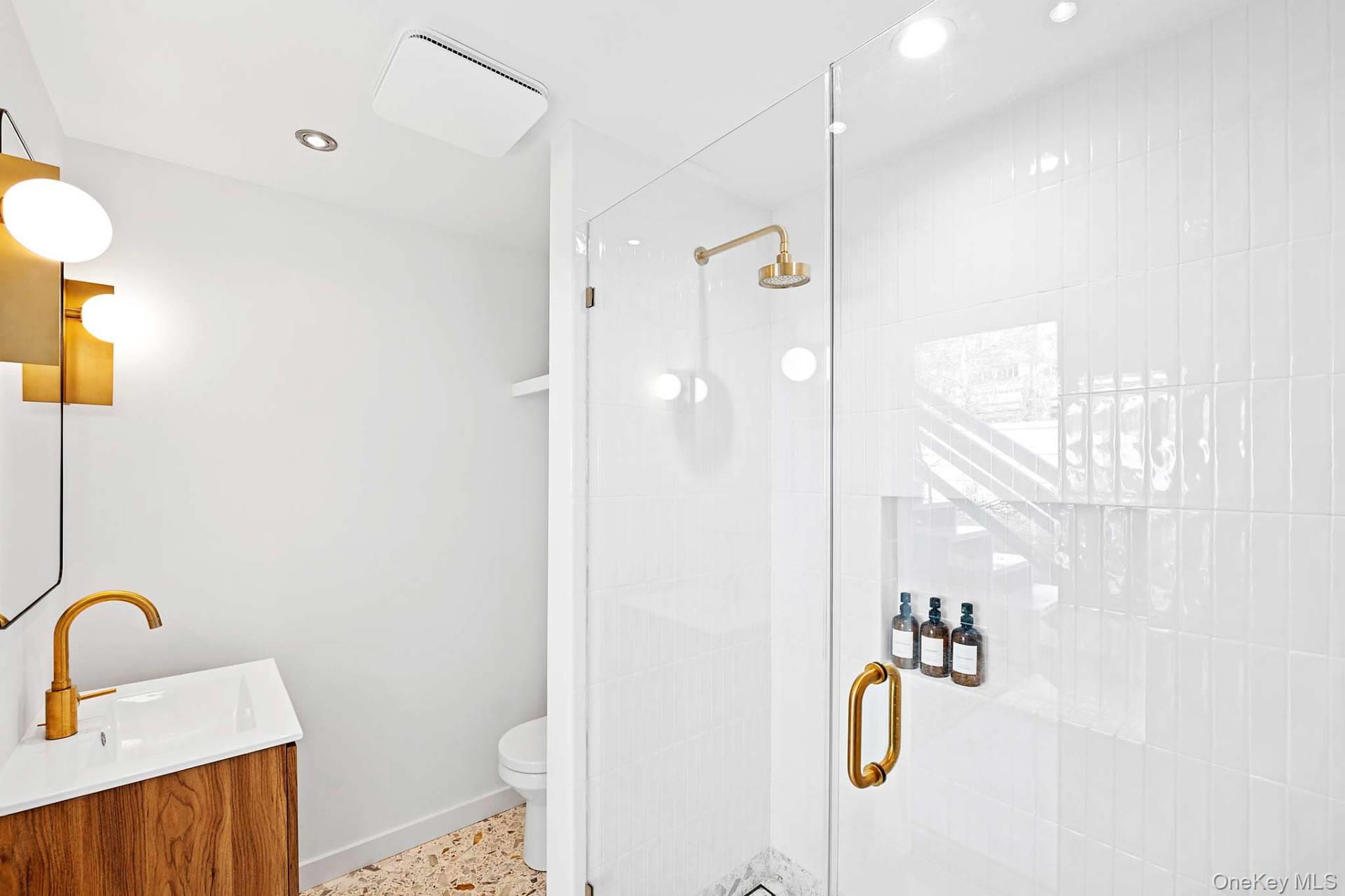 1039 Springs Fireplace Road, East Hampton, NY 11937